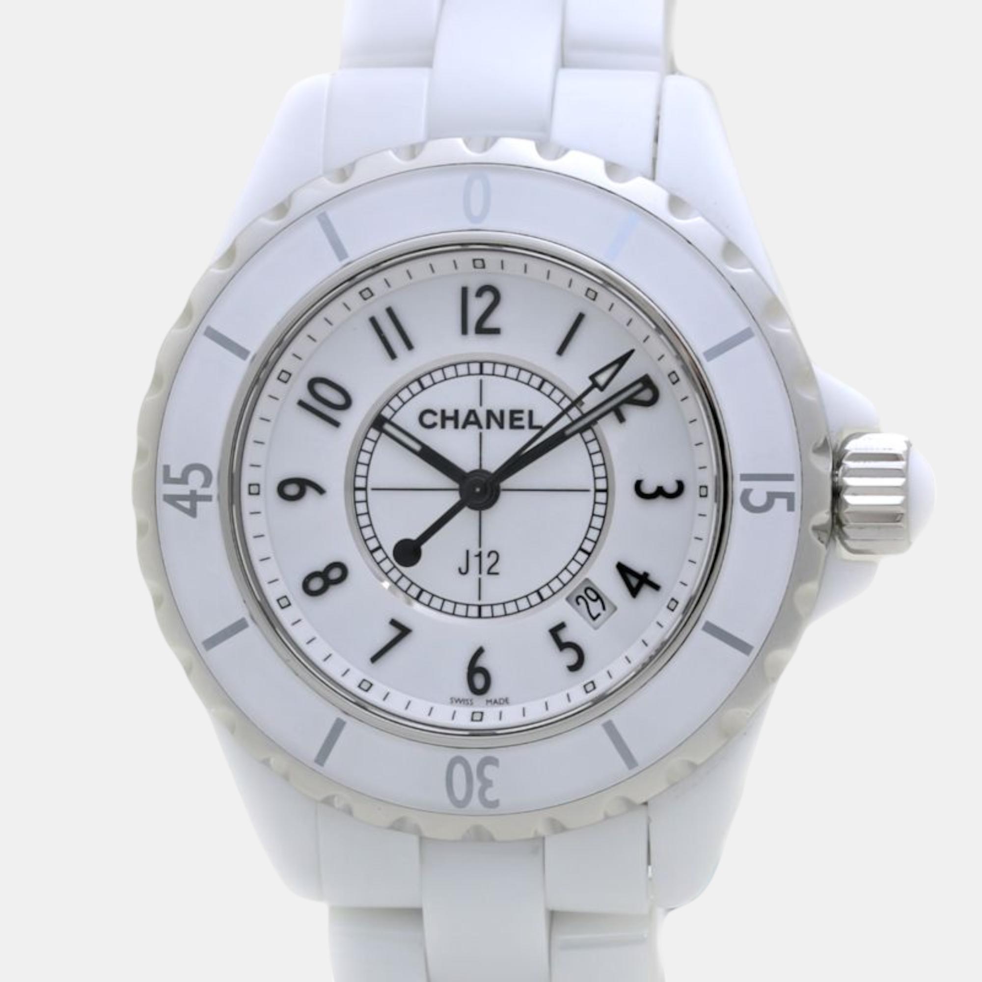 

Chanel White Ceramic J12 H0968 Quartz Women's Wristwatch 33 mm