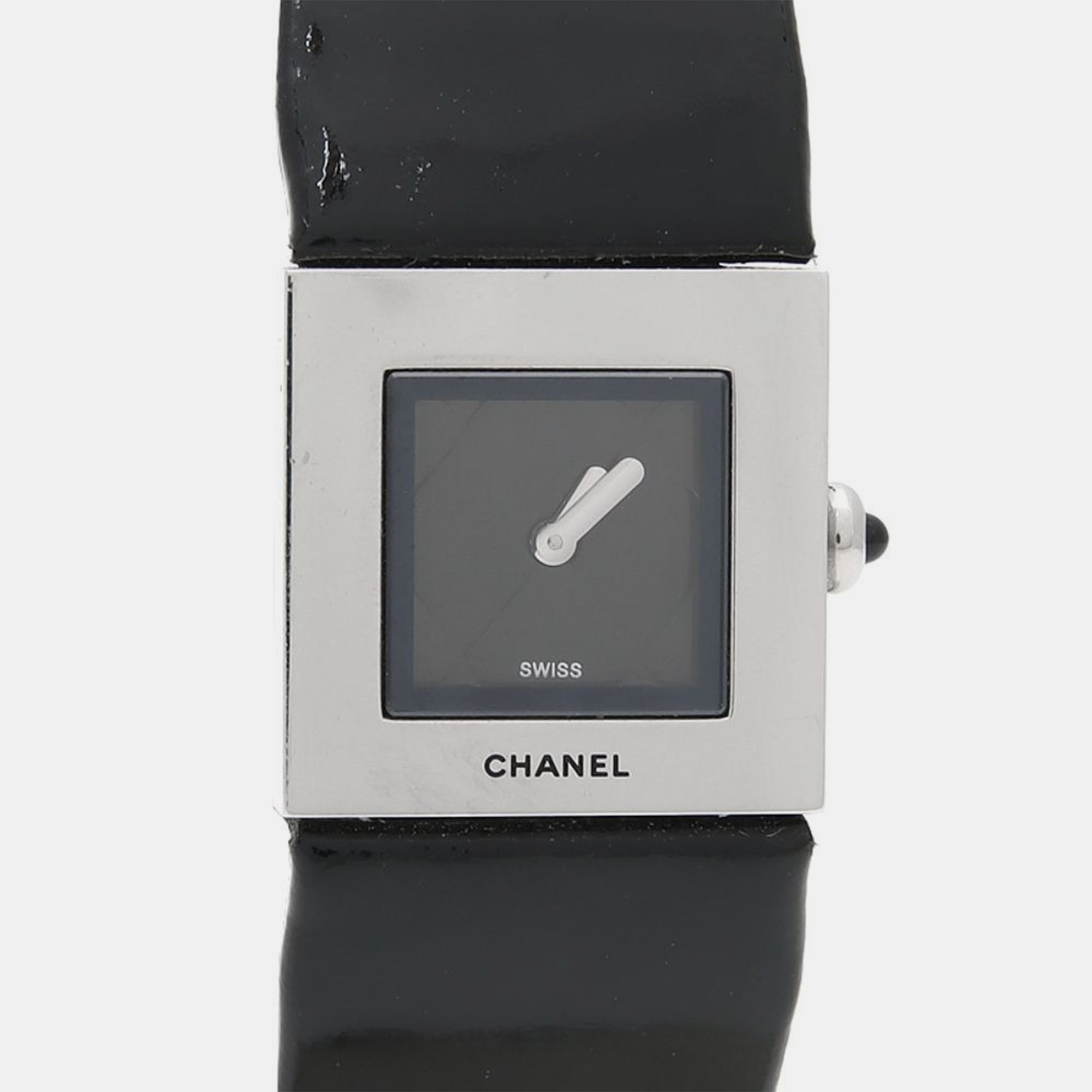 

Chanel Matelasse Quartz Black Women's Wristwatch 19 mm