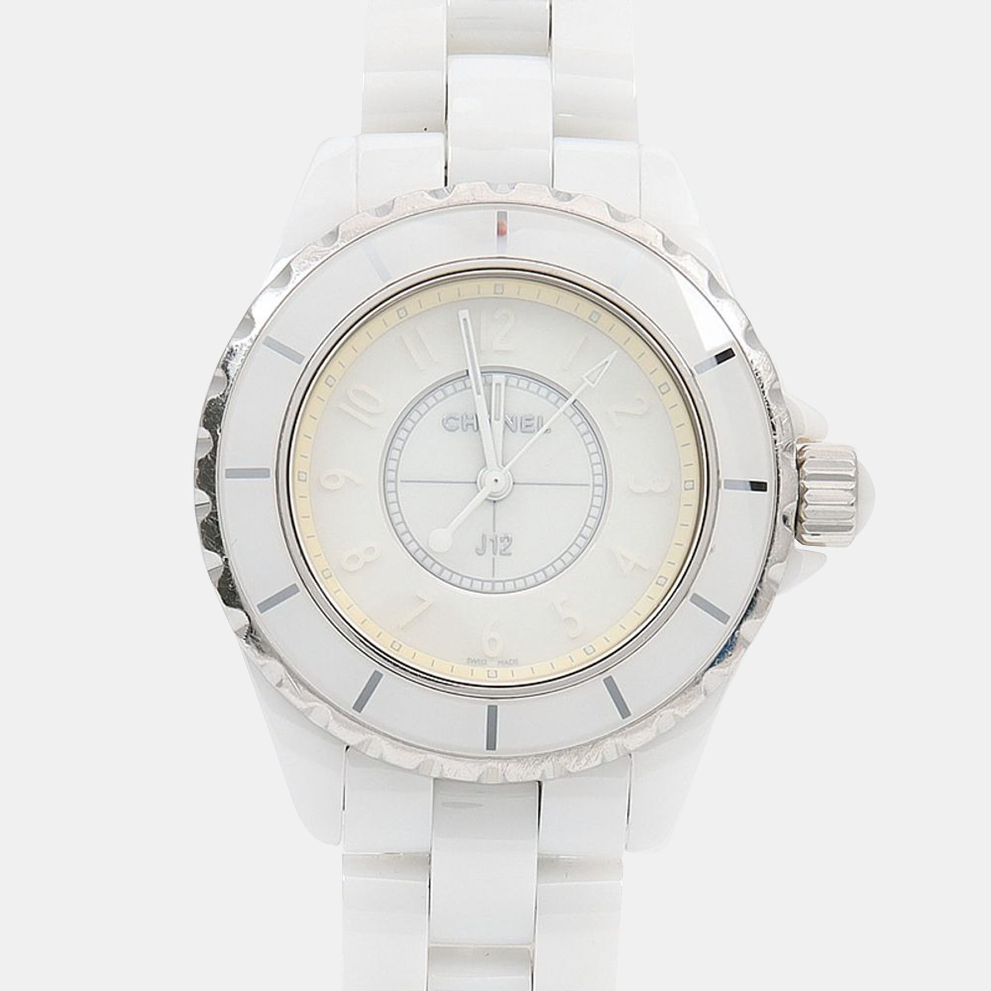 

Chanel J12 H3442 Quartz Ceramic Stainless Steel Womens Wristwatch 34 mm, White