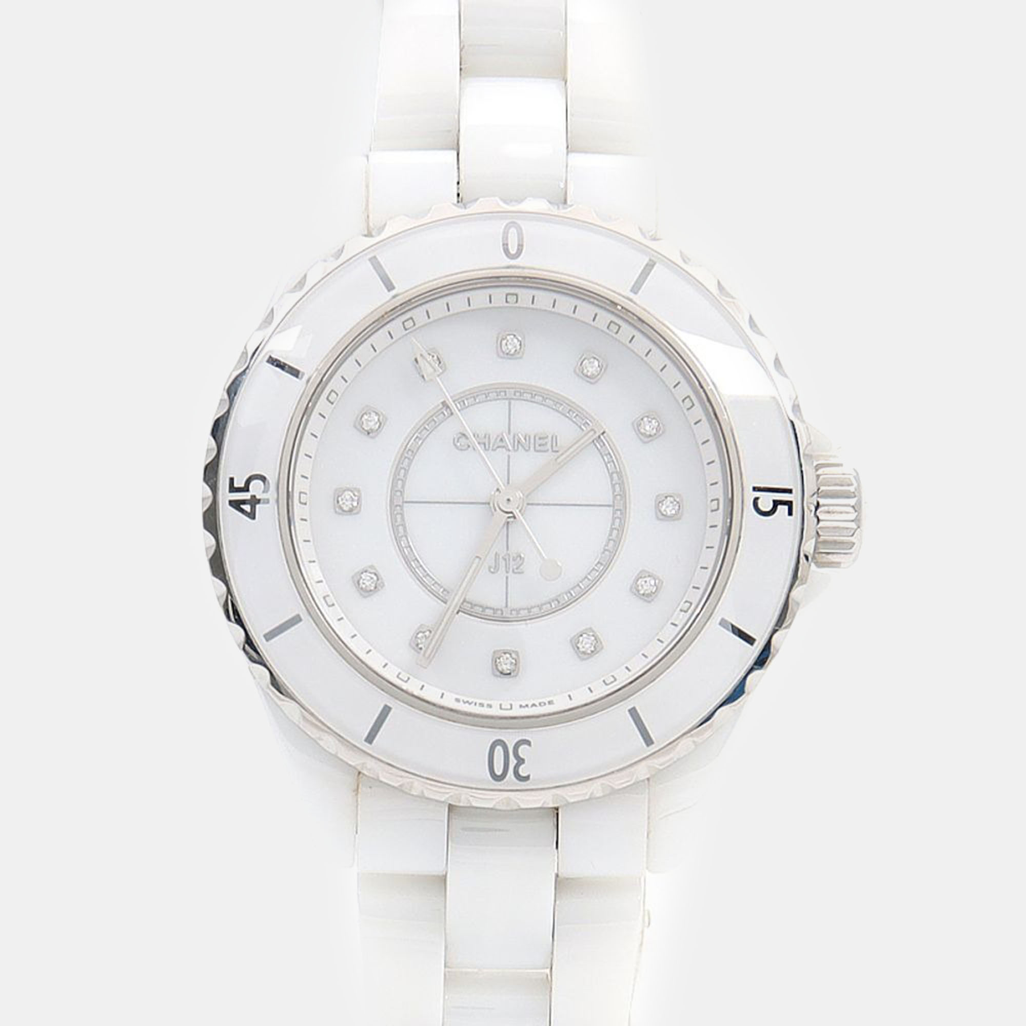 

Chanel J12 H5703 Quartz Ceramic Stainless Steel Women's Wristwatch 34 mm, White