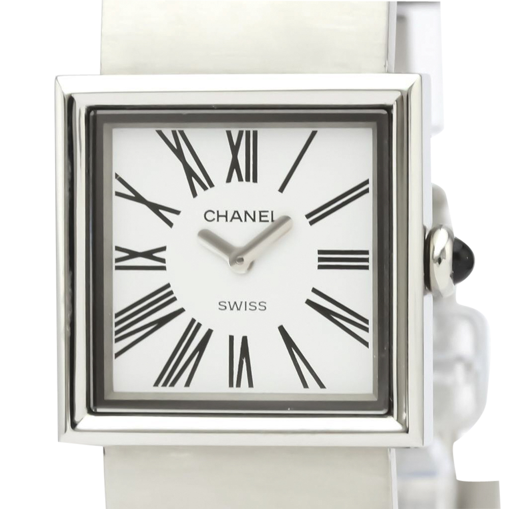 

Chanel White Stainless Steel Mademoiselle H0827 Quartz Women's Wristwatch 22 MM
