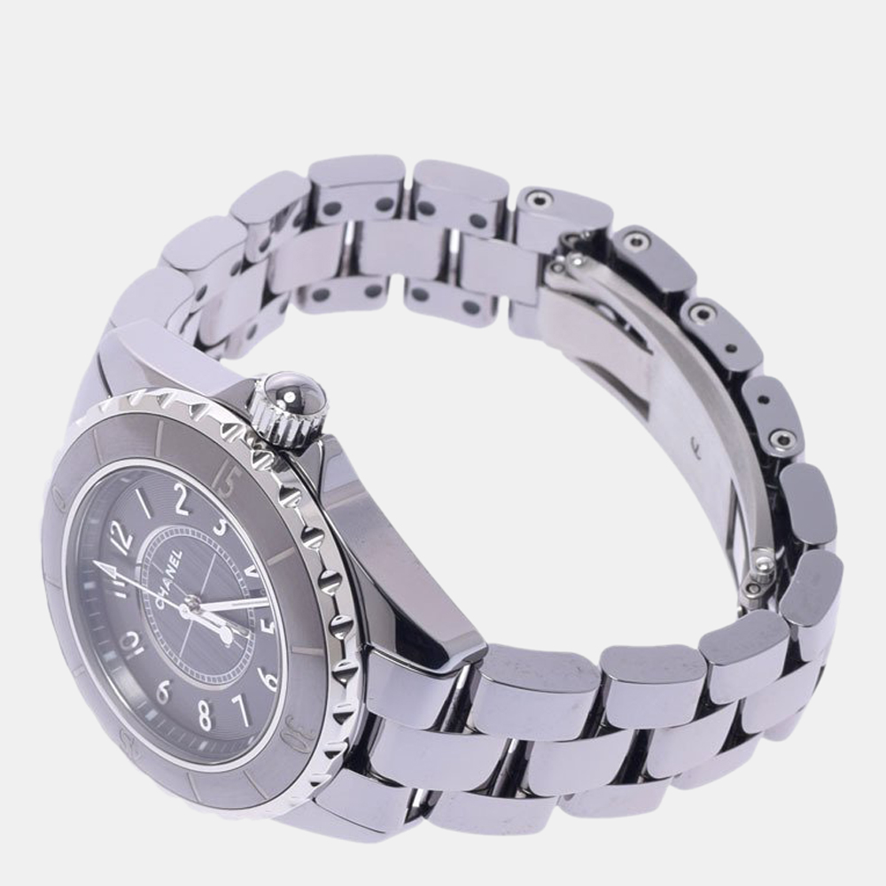 

Chanel Grey Stainless Steel And Ceramic J12 H2978 Quartz Women's Wristwatch 33 mm