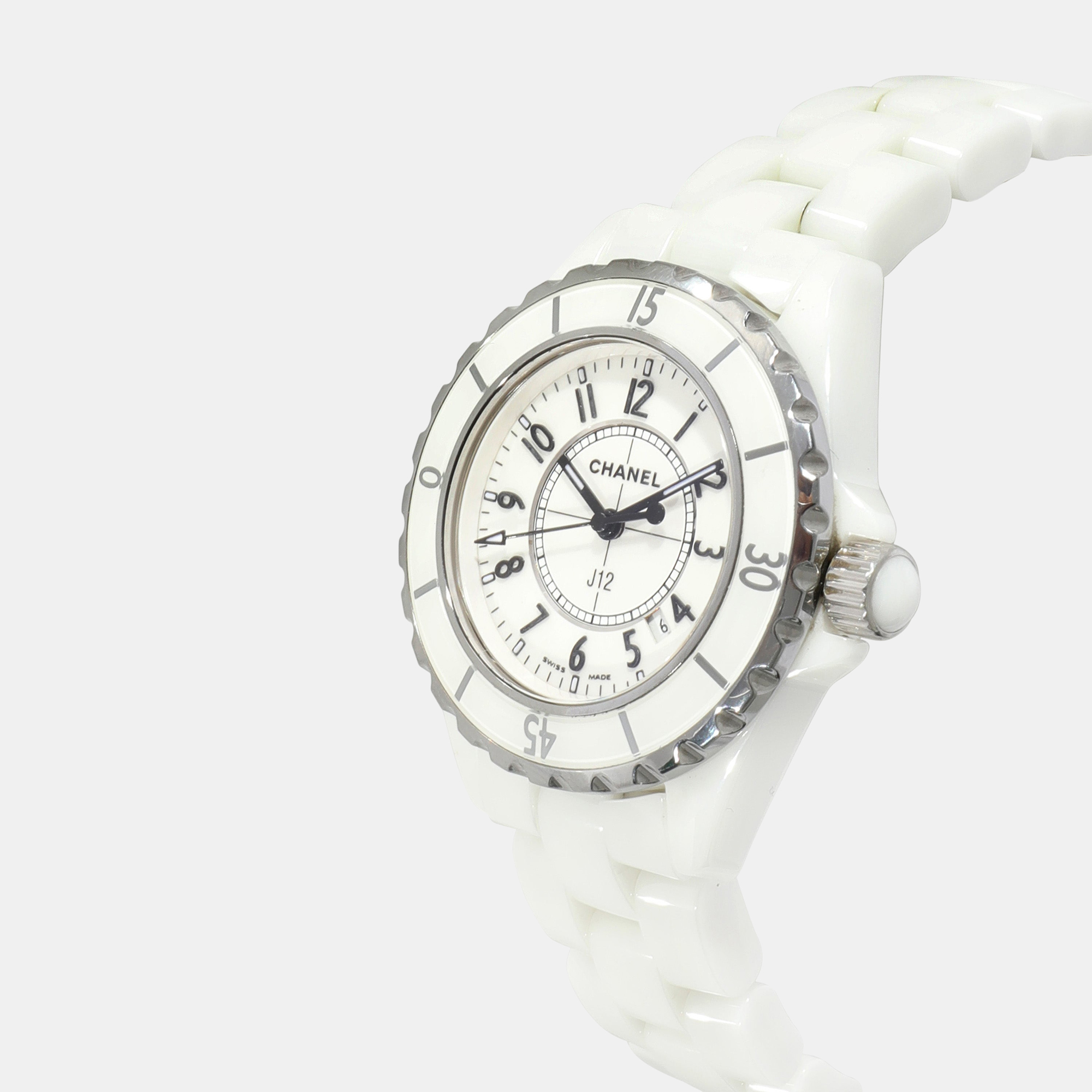 

Chanel White Ceramic J12 H0968 Quartz Women's Wristwatch 33 mm