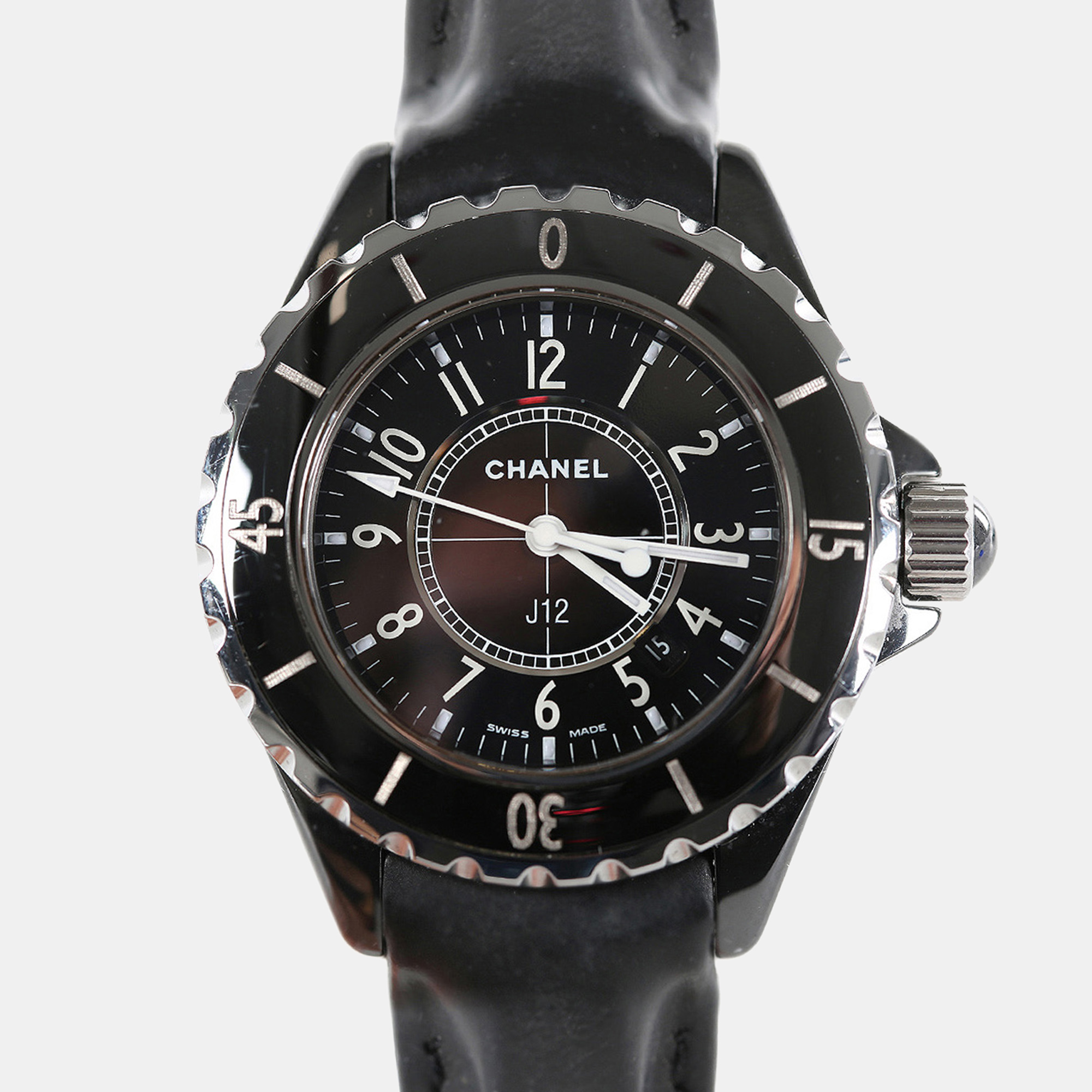 

Chanel Black Ceramic J12 H0682 Quartz Women's Wristwatch 33 mm