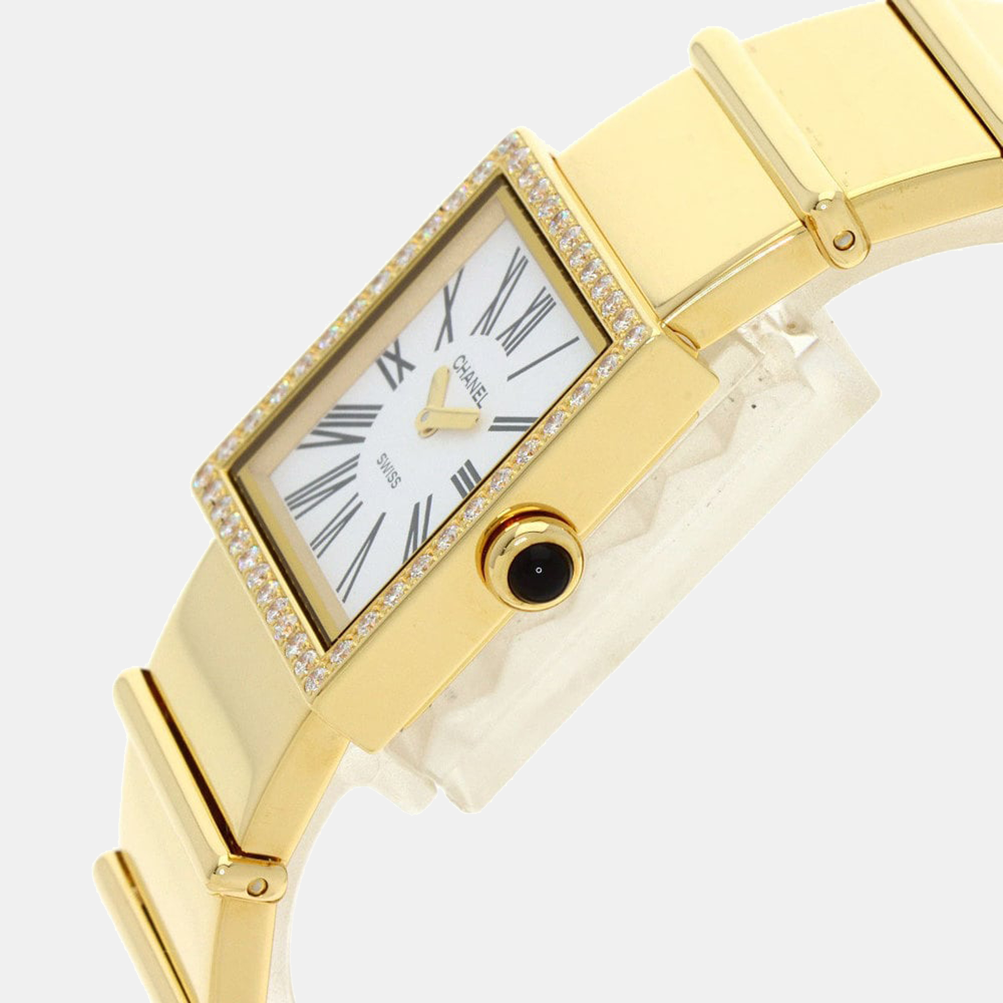 

Chanel White 18K Yellow Gold and Diamond Mademoiselle Quartz Women's Wristwatch