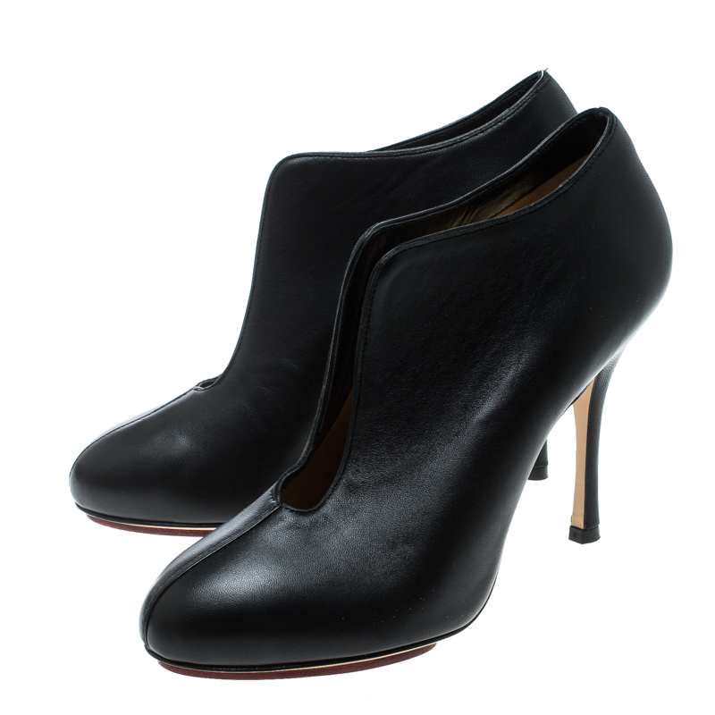 Pre-owned Charlotte Olympia Black Leather Ankle Booties Size 37