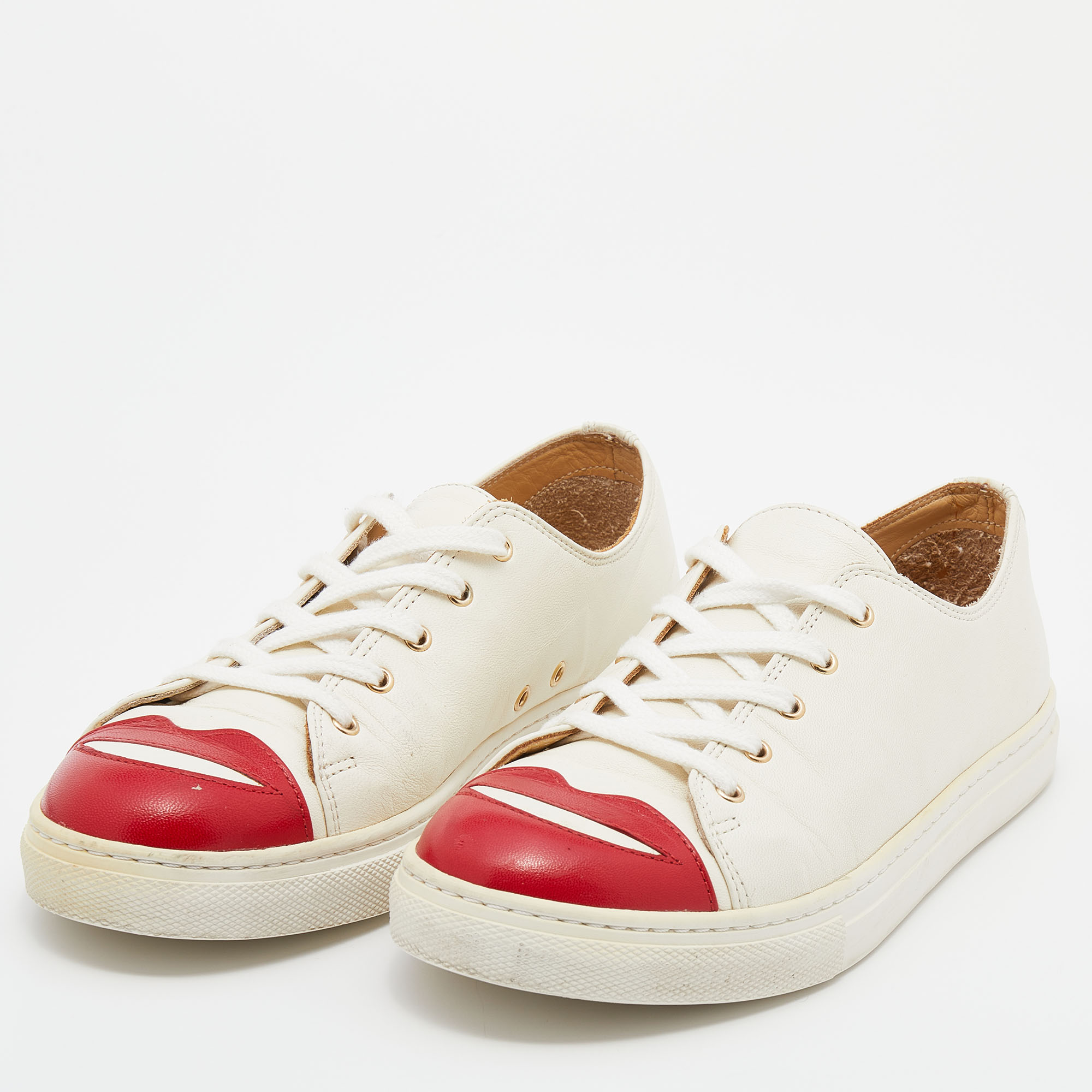 

Charlotte Olympia White Leather Kiss me Low Top Sneakers Size