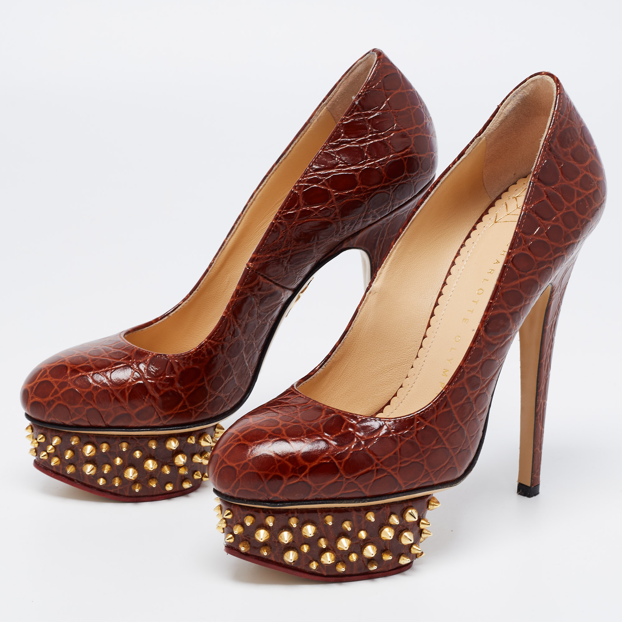 

Charlotte Olympia Brown Croc Embossed Leather Spikes Platform Pumps Size