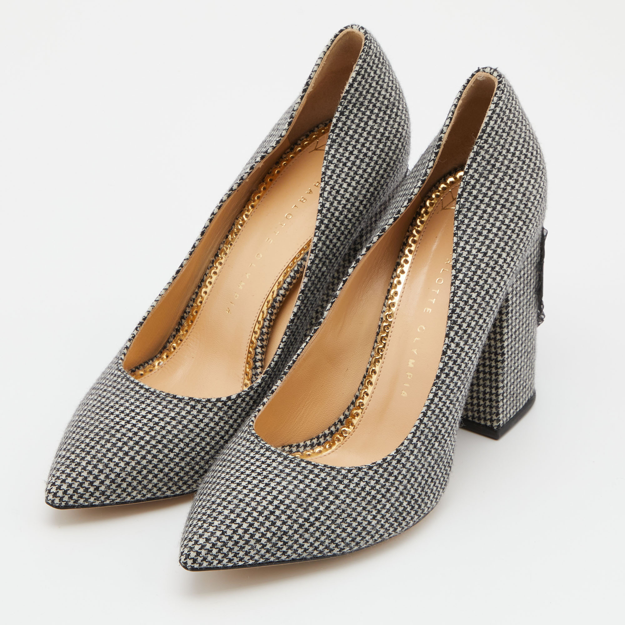 

Charlotte Olympia Black/White Fabric Block Heel Pumps Size