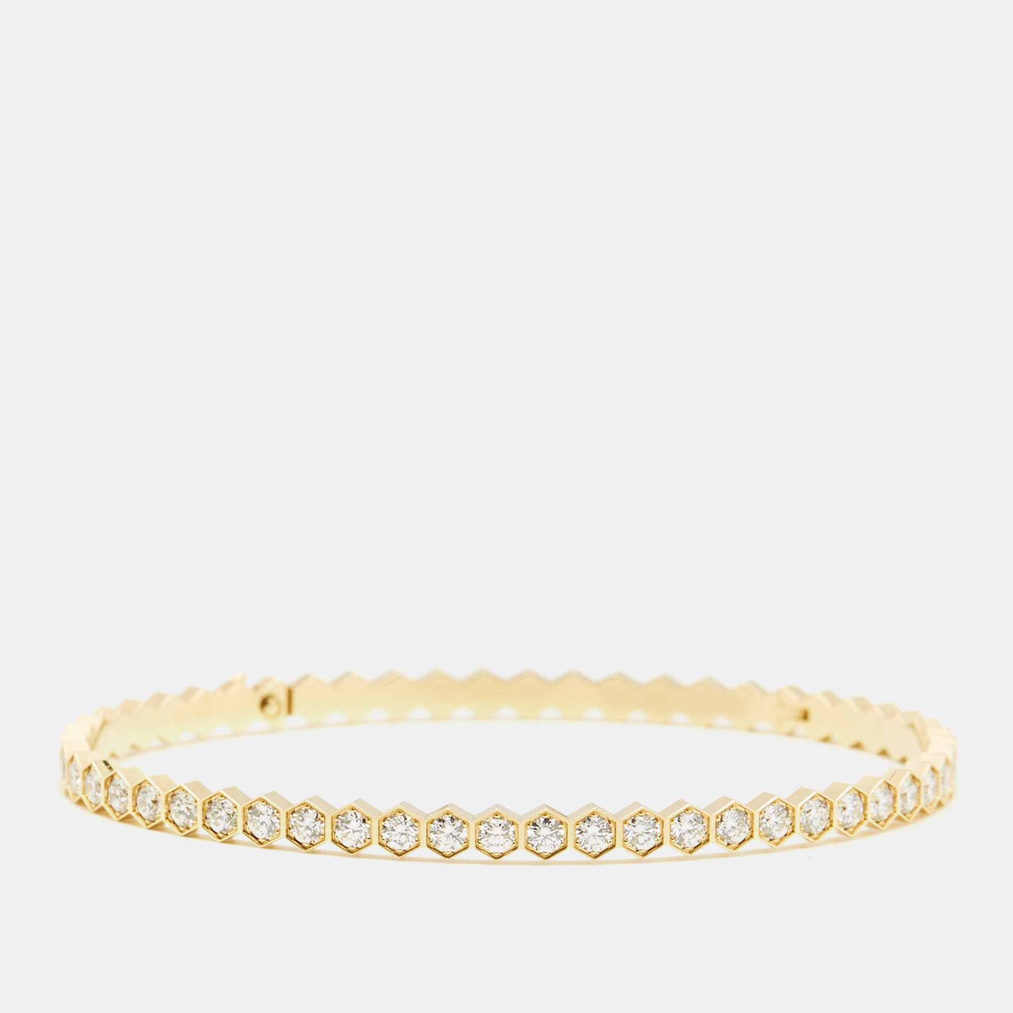 

Chaumet Bee My Love Pave Diamonds 18k Yellow Gold Bracelet 180