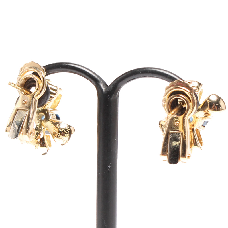 

Chaumet Ribbon 18K Yellow Gold And Sapphire Earrings