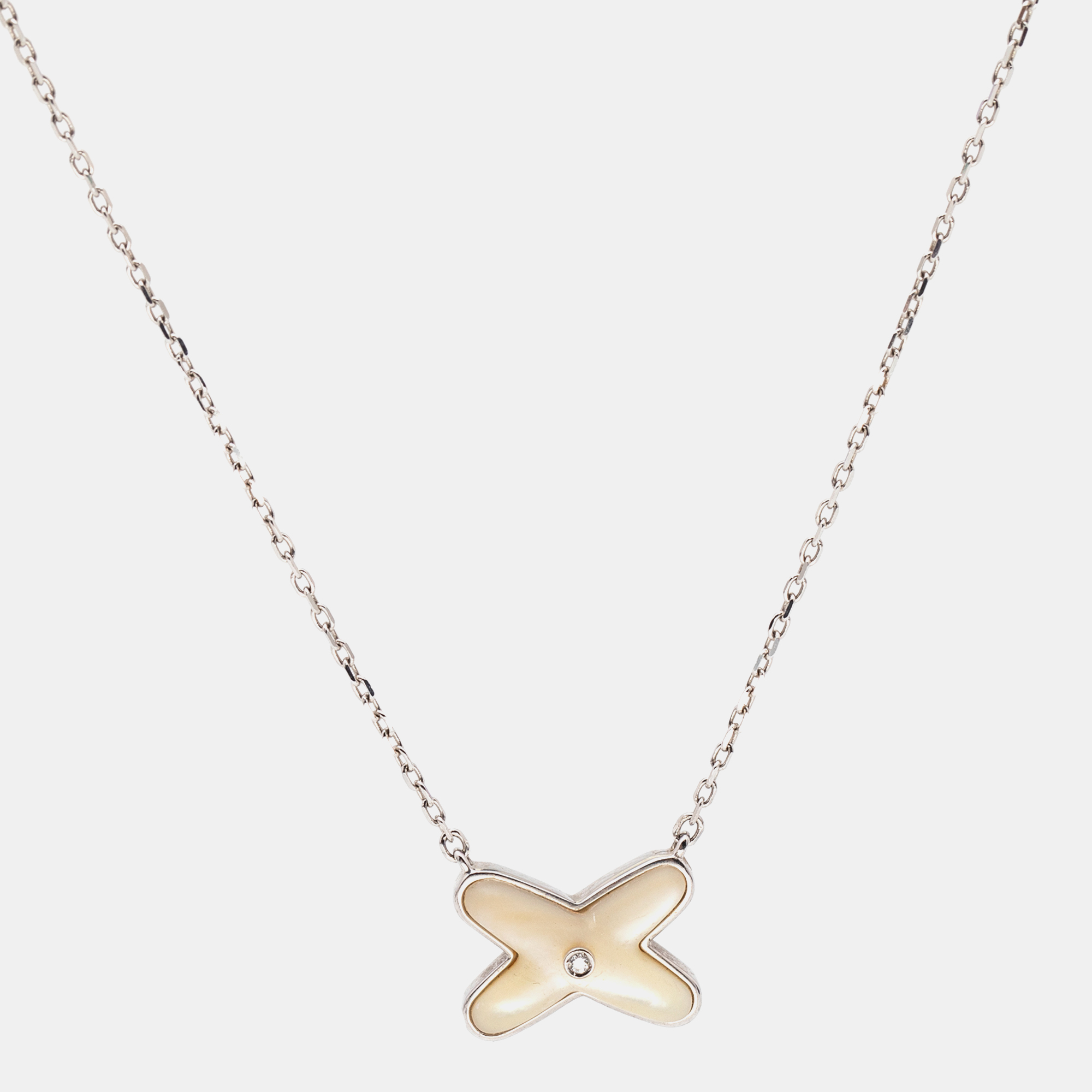 Chaumet Jeux de Liens Mother of Pearl Diamond 18k White Gold Necklace