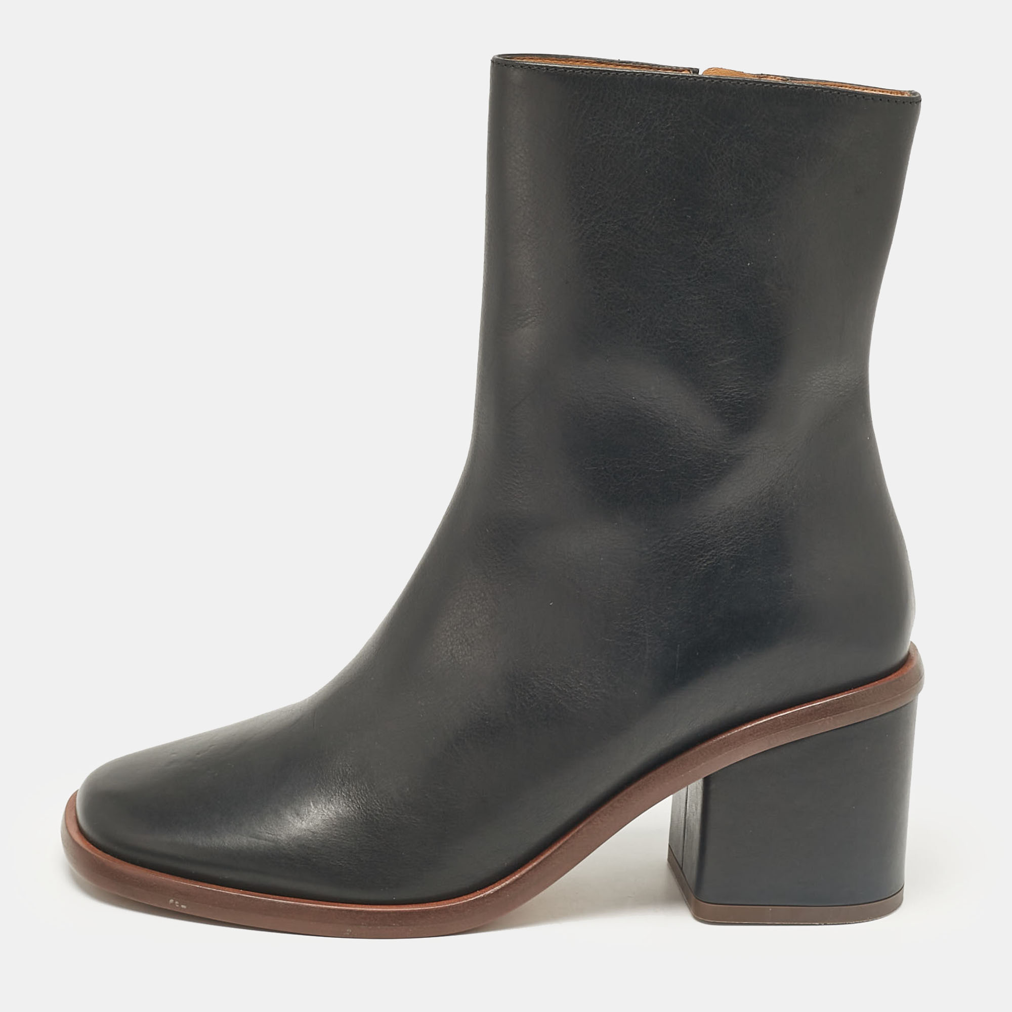 

Chloe Black Leather Zip Up Ankle Length Boots Size