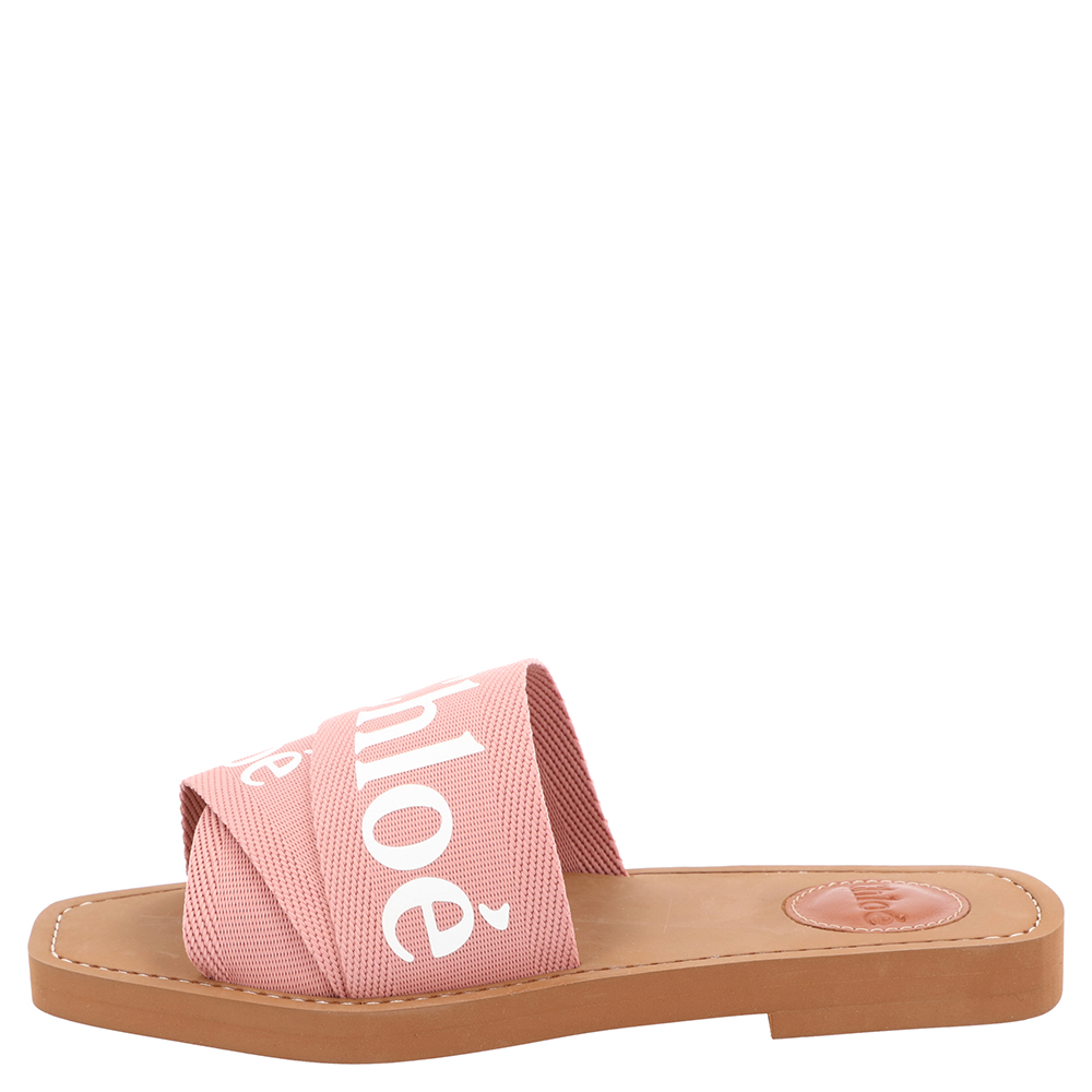 

Chloe Light Pink Canvas 'Woody' Logo Print Strap Sandals Size
