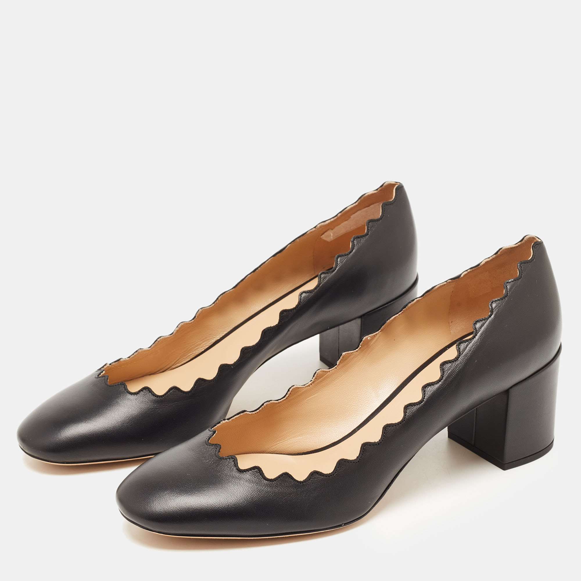 

Chloe Black Leather Scalloped Block Heel Pumps Size
