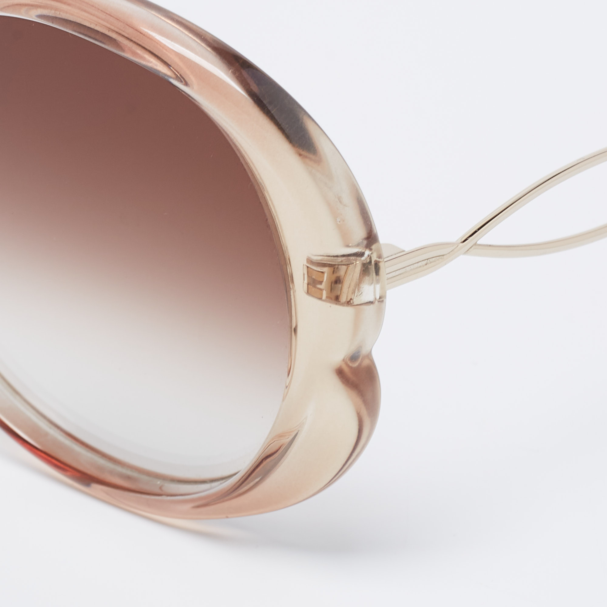 

Chloé Brown CE739S Round Gradient Sunglasses, Beige