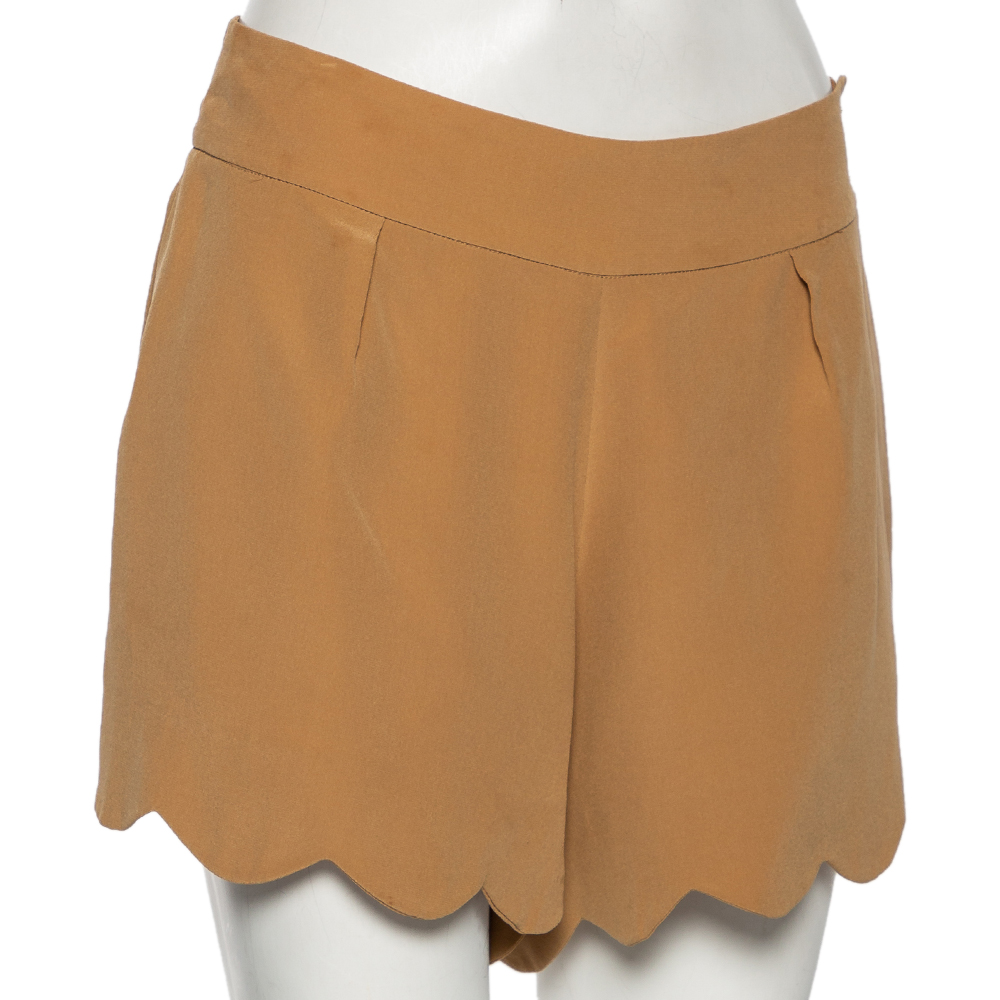 

Chloe Beige Silk Scalloped Hem Shorts