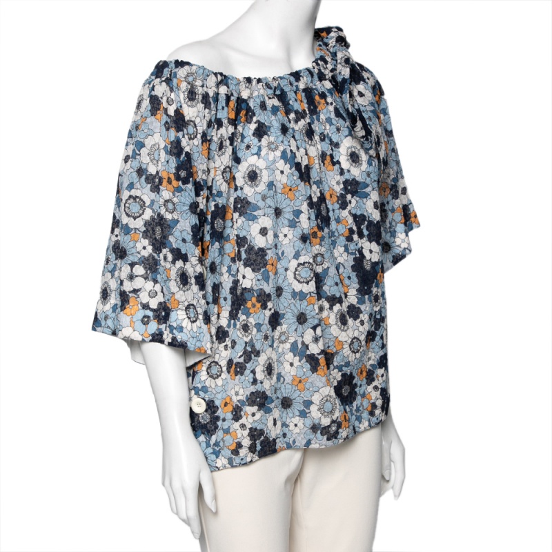 

Chloe Blue Floral Printed Crinkled Gauge Off-Shoulder Blouse