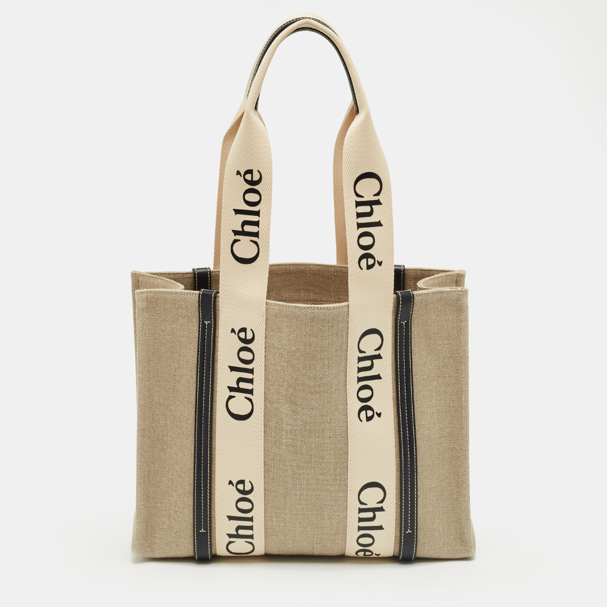 CHLOÉ Pre-owned Beige/navy Blue Canvas Medium Woody Tote In Sand