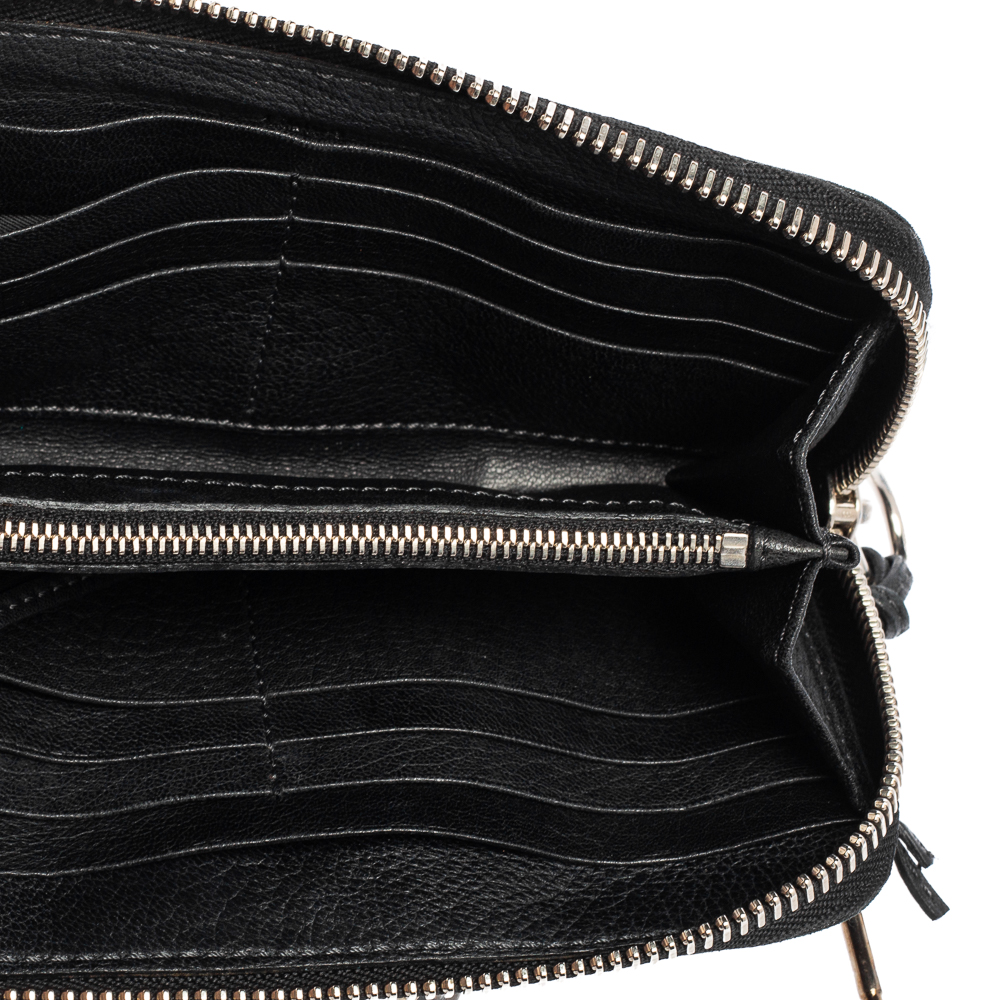 

Chloe Black Leather Zip Around Paddington Wallet