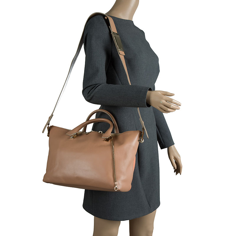 

Chloe Bi Color Leather Medium Baylee Tote, Beige