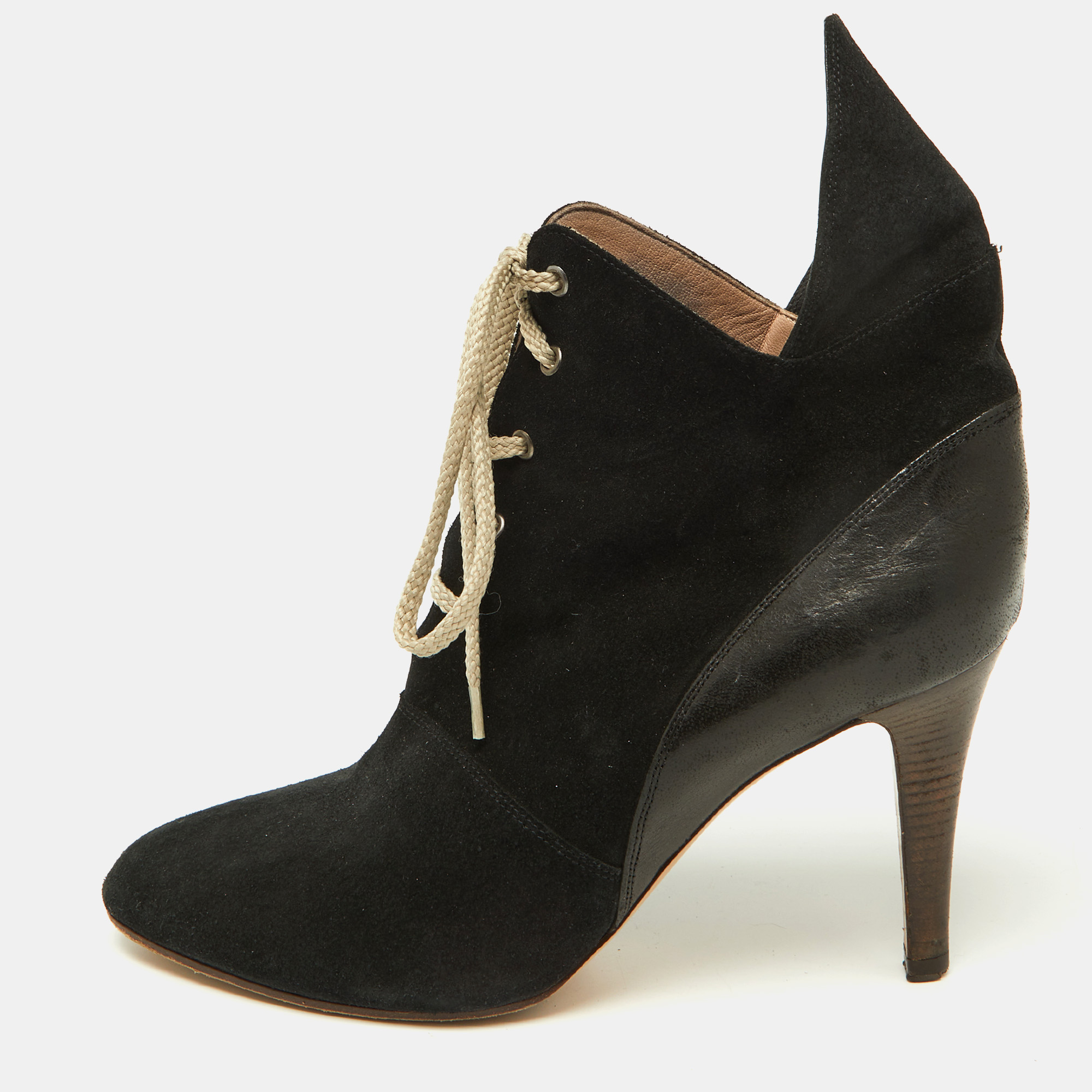 

Chloe Black Suede and Leather Pointed Toe Ankle Booties Size