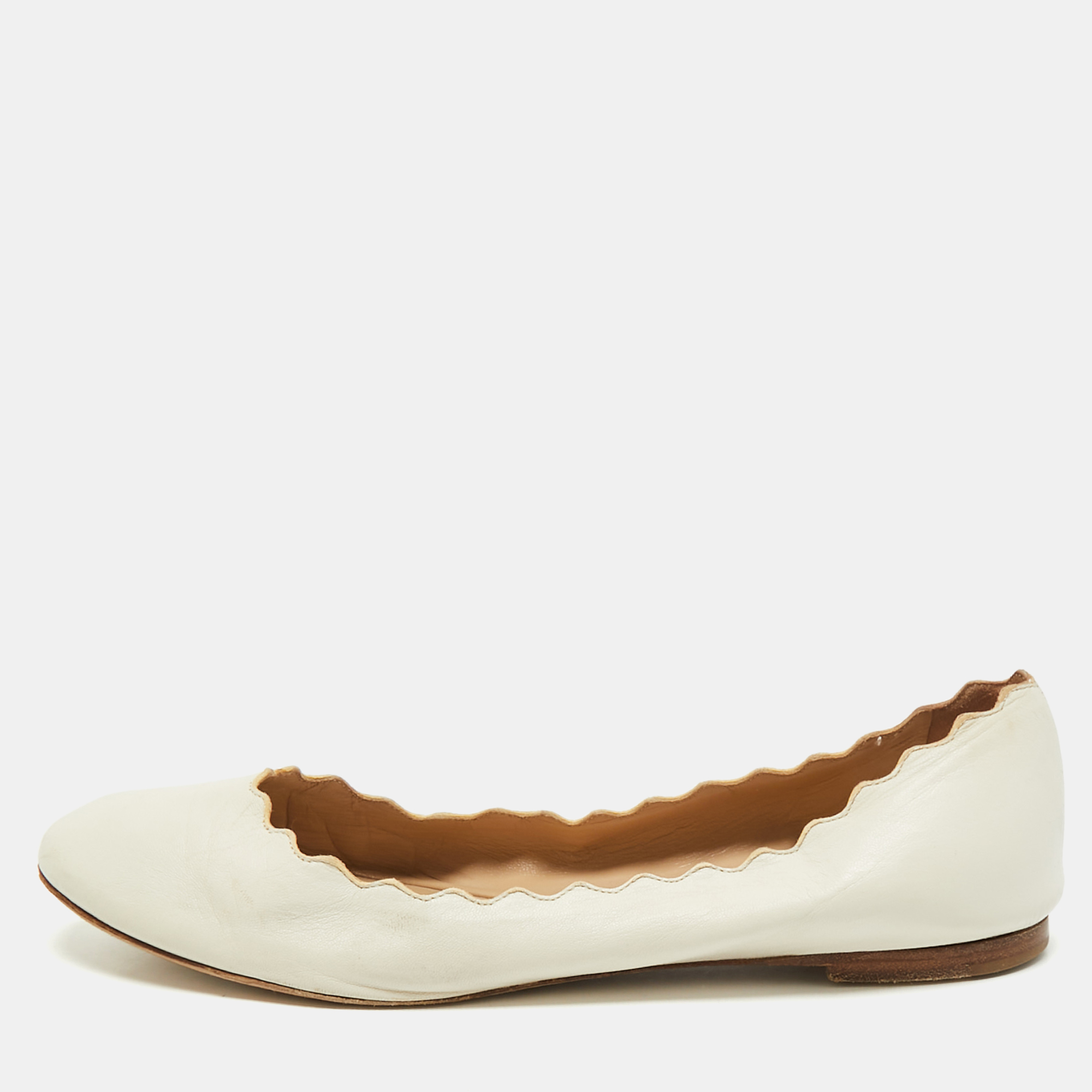 

Chloe White Leather Lauren Scalloped Ballet Flats Size