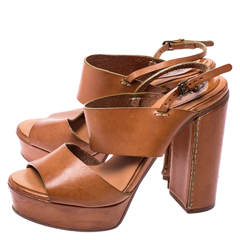 chloe tan sandals