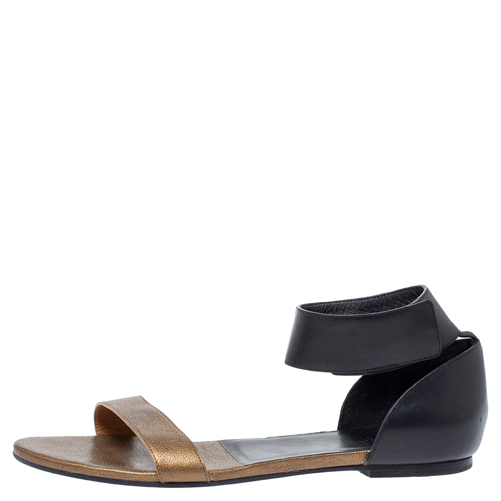 

Chloe Black/Brown Leather Ankle Cuff Flat Sandals Size