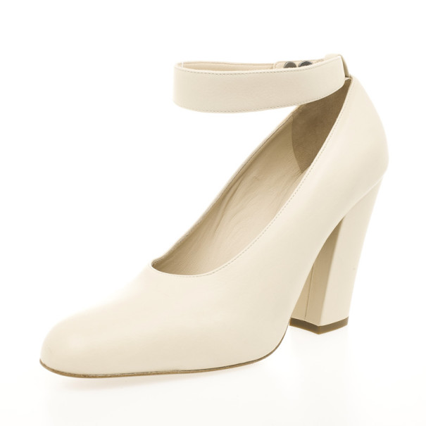 Pre Owned Chloé Beige Leather High Cut Ankle Strap Pumps Size 39.5