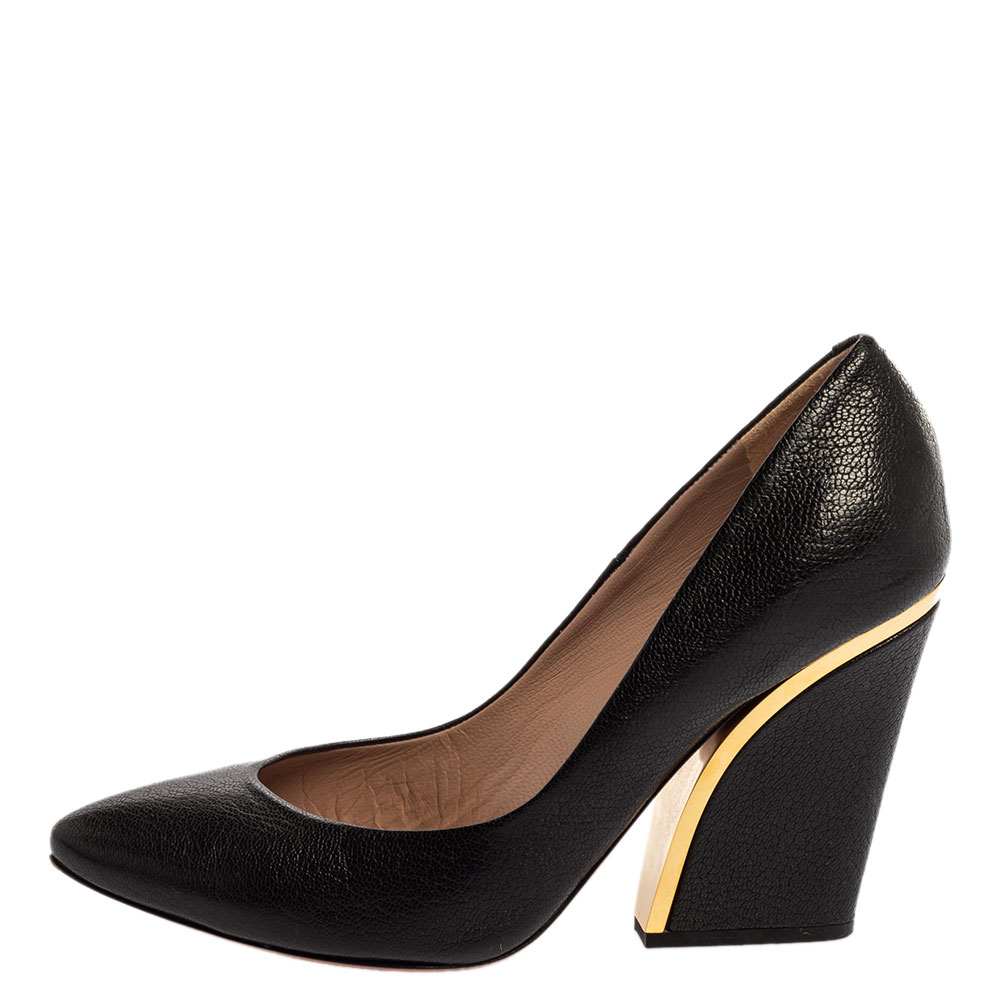 

Chloe Black Textured Leather Beckie Pumps Size