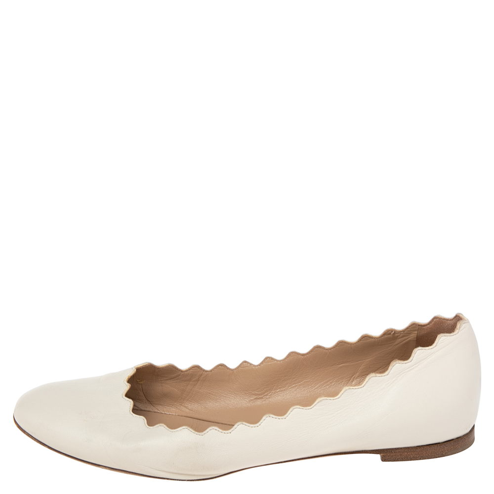 

Chloe White Leather Lauren Scalloped Ballet Flats Size