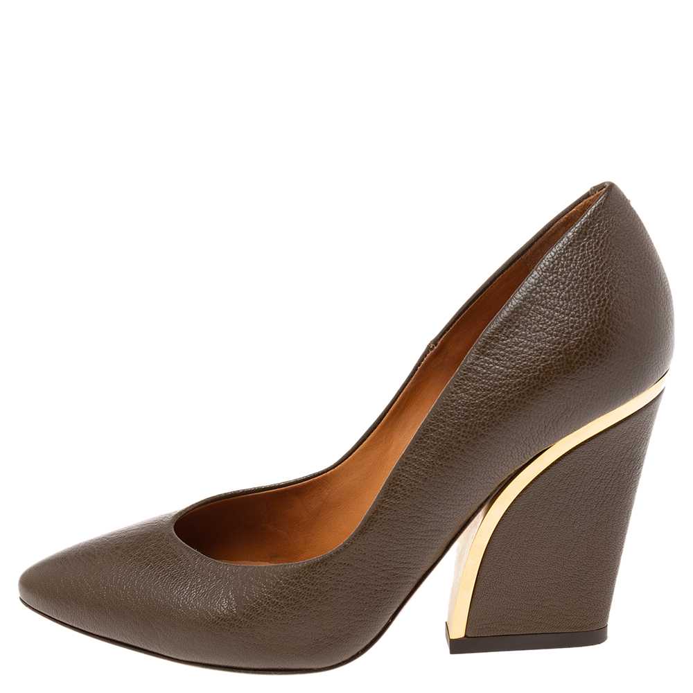 

Chloe Brown Textured Leather Beckie Pumps Size