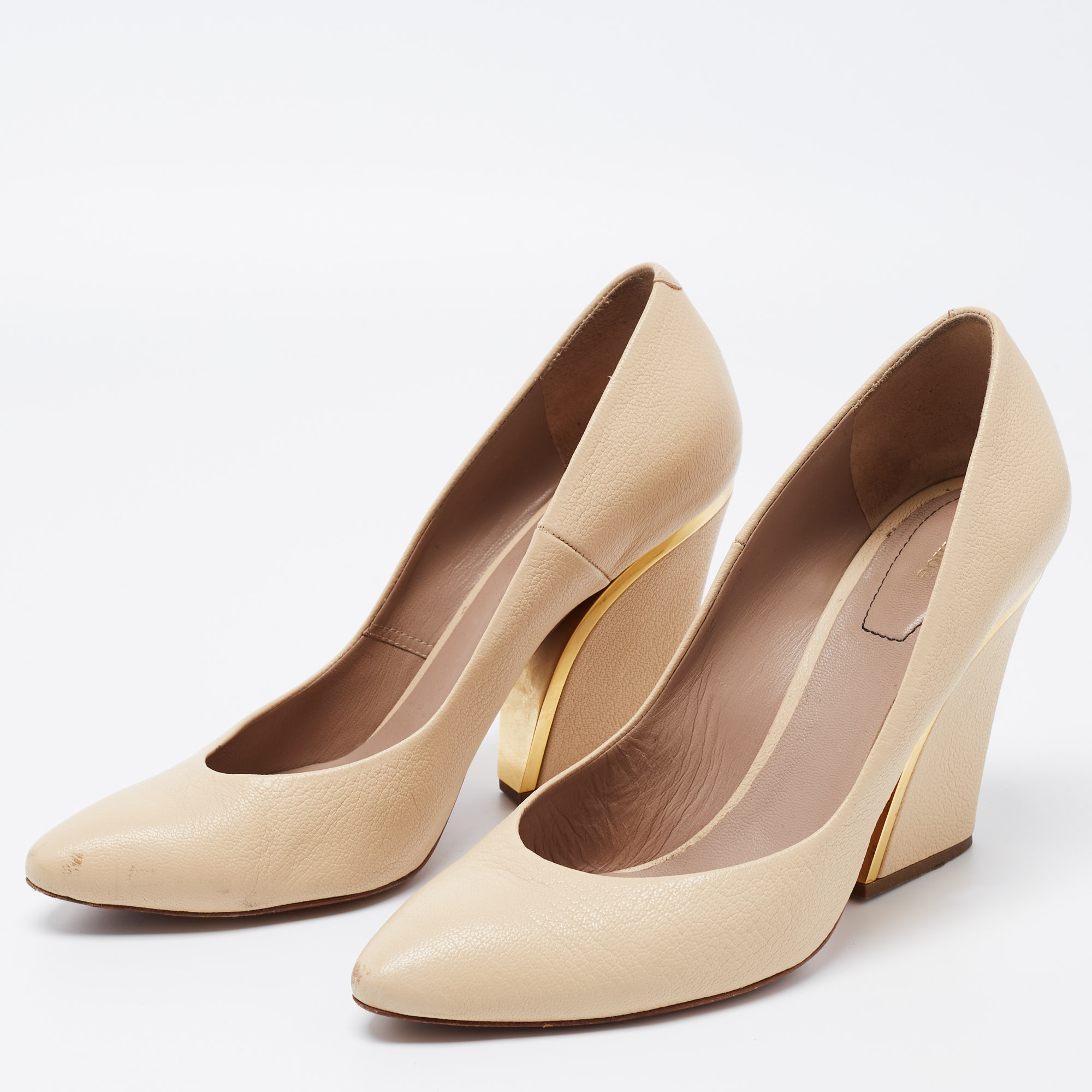 

Chloe Beige Leather Beckie Pumps Size