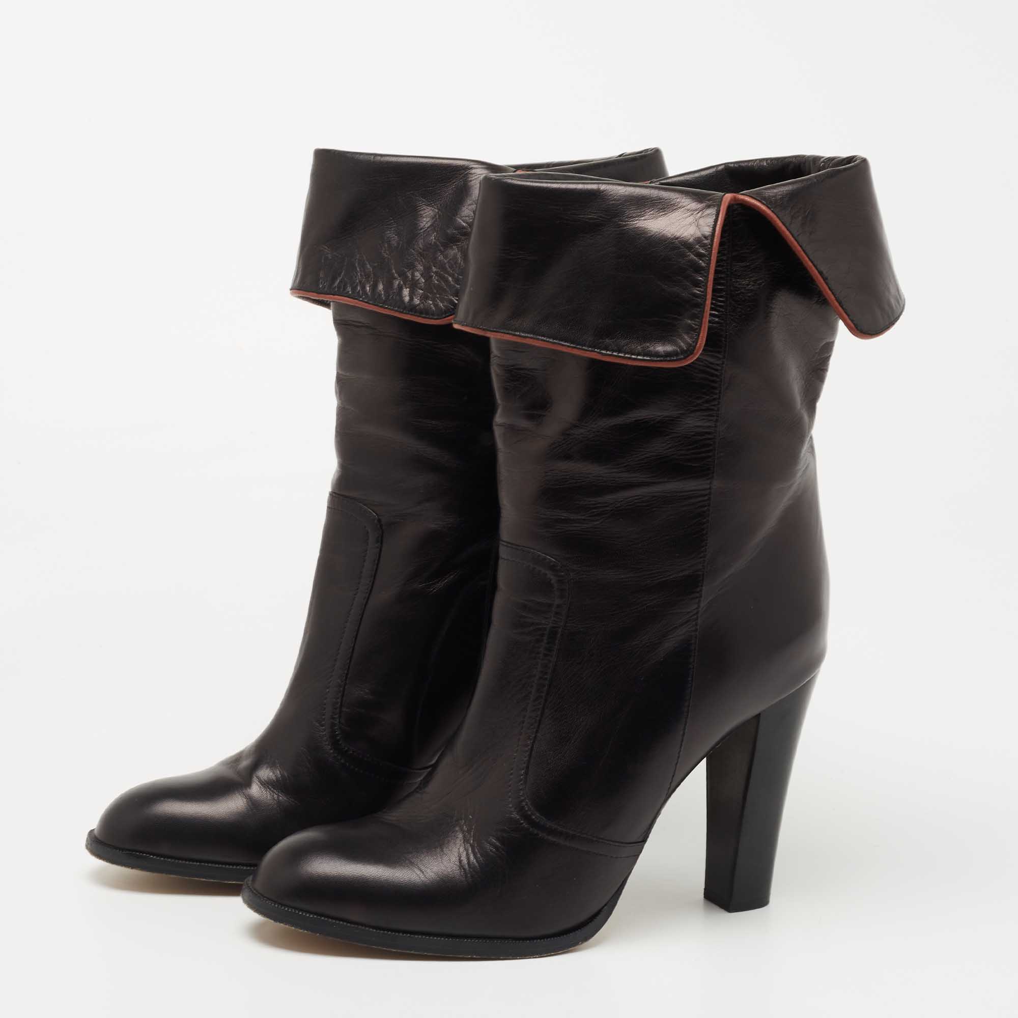 

Chloe Black Leather Ankle Booties Size