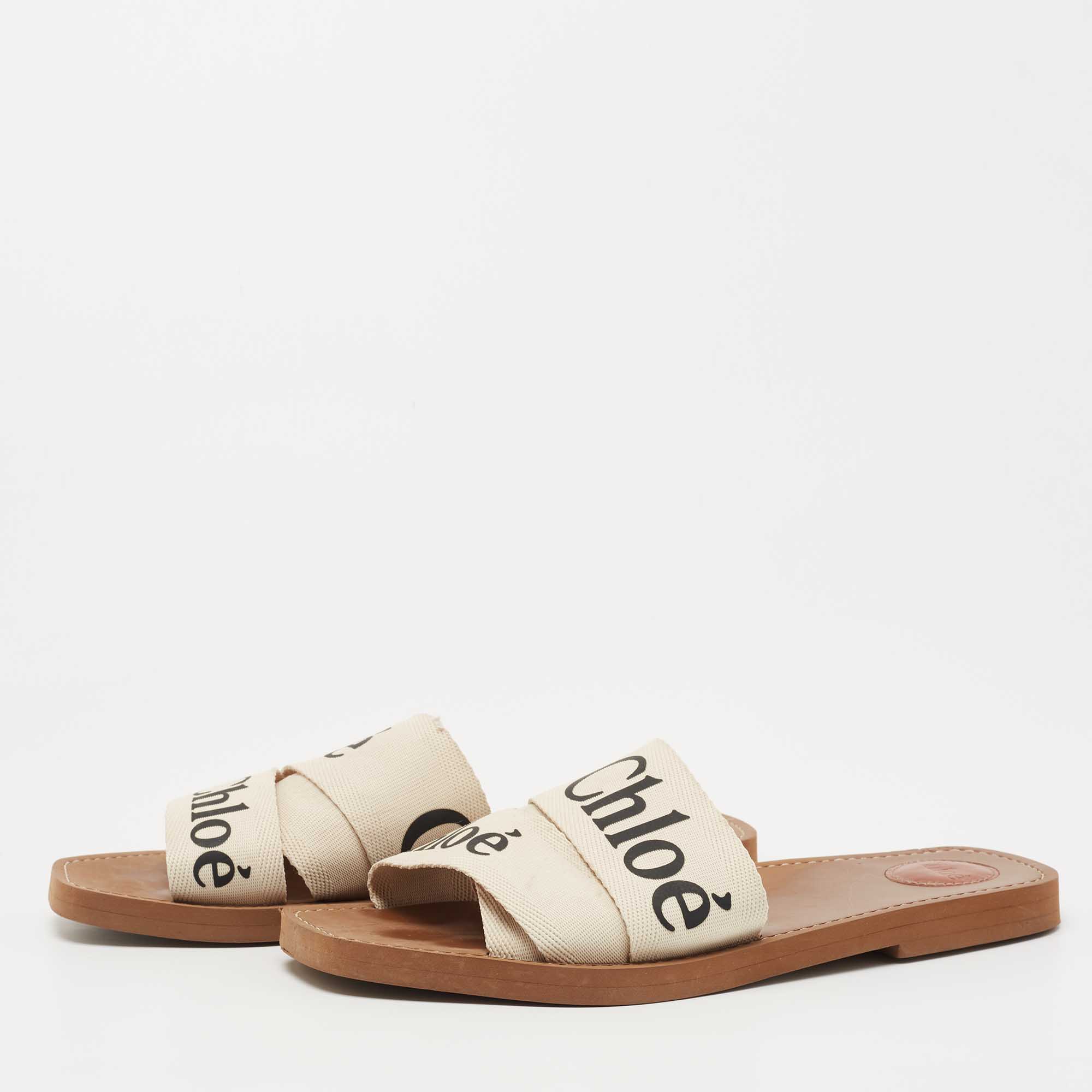 

Chloe White Logo Print Canvas Woody Flat Slides Size