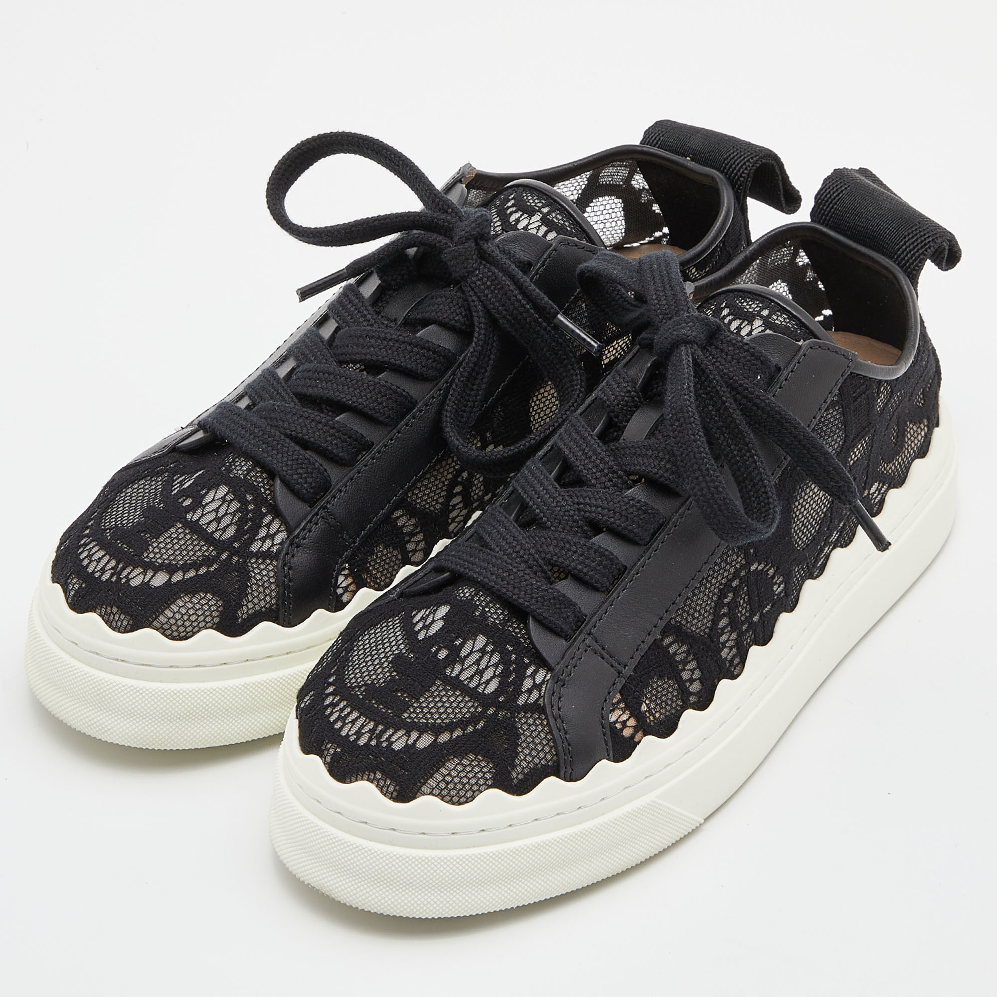 

Chloe Black Lace and Leather Lauren Low Top Sneakers Size