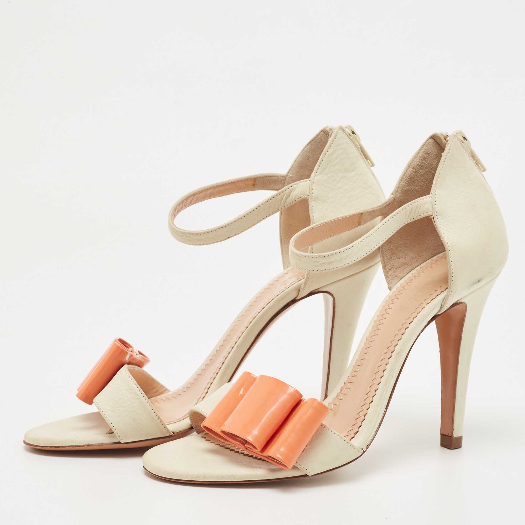 

Chloe Cream Nubuck Leather Ankle Strap Sandals Size