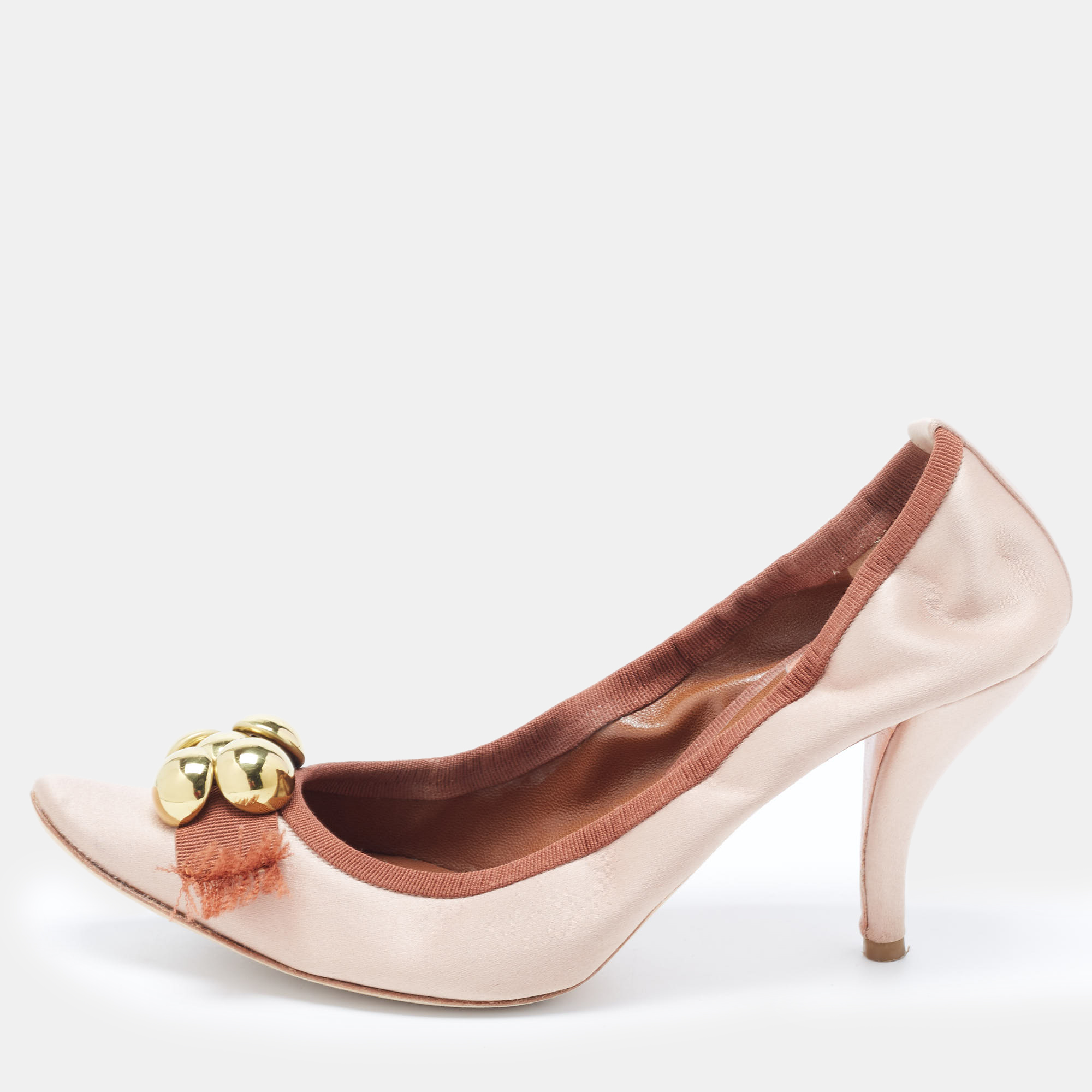Pre-owned Chloé Pink Satin Embellished Pointed Toe Pumps Size 39 In Beige