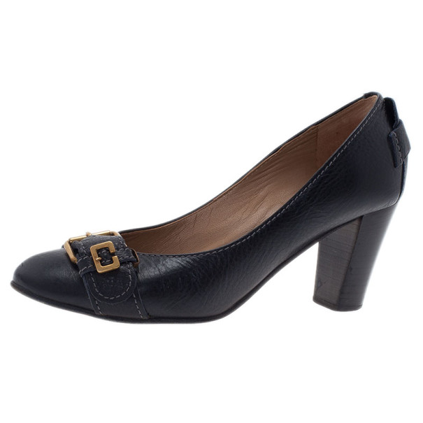 Pre Owned Chloe Black Leather Buckle Pumps Size 38