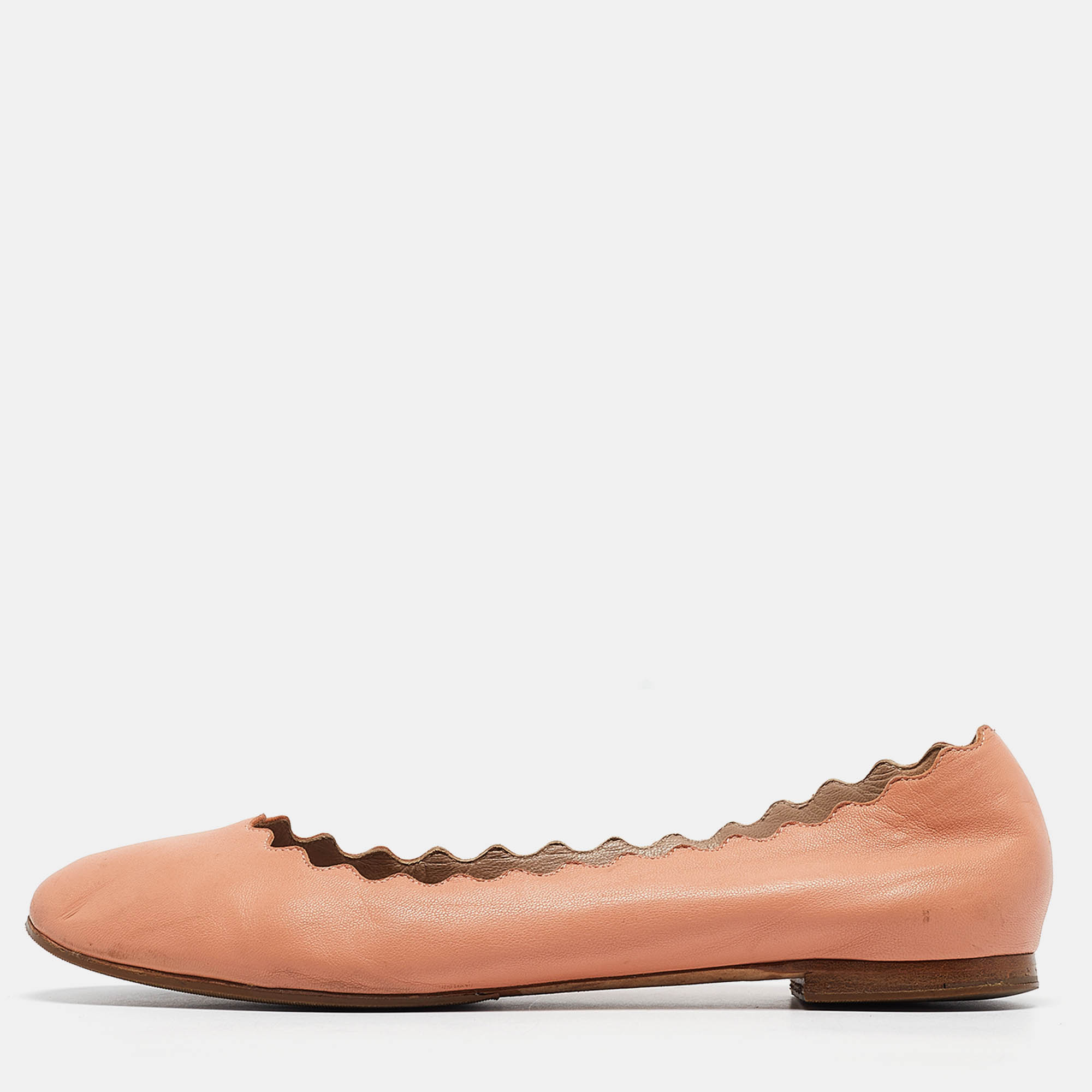 

Chloe Peach Pink Scalloped Leather Lauren Ballet Flats Size
