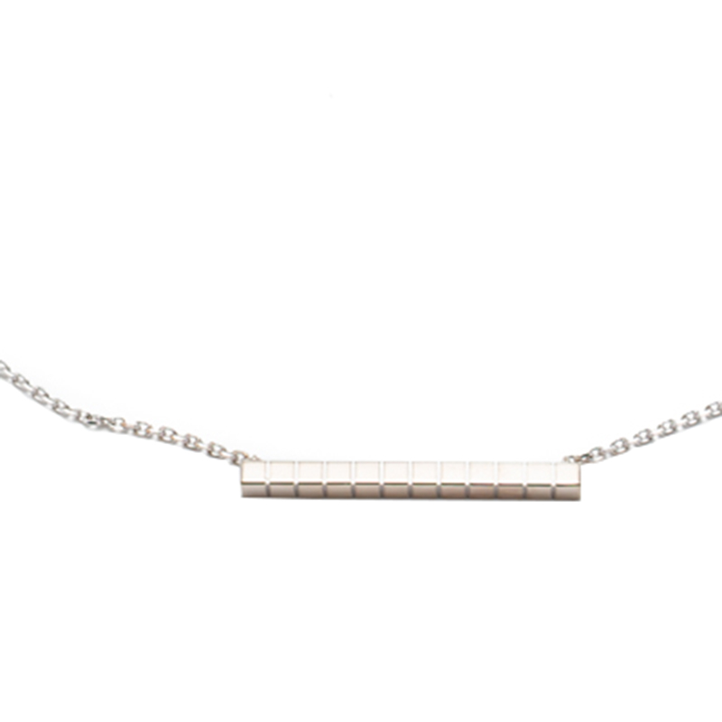 

Chopard White Gold Ice Cube Necklace