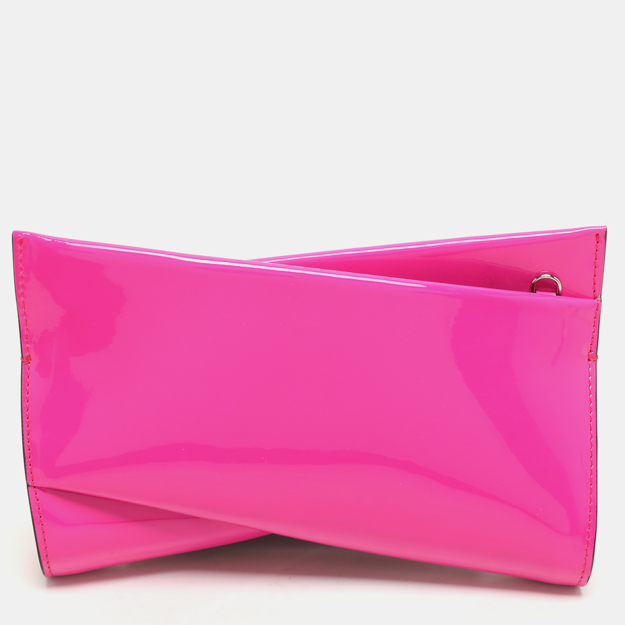 

Christian Louboutin Pink Patent Leather Loubitwist Clutch