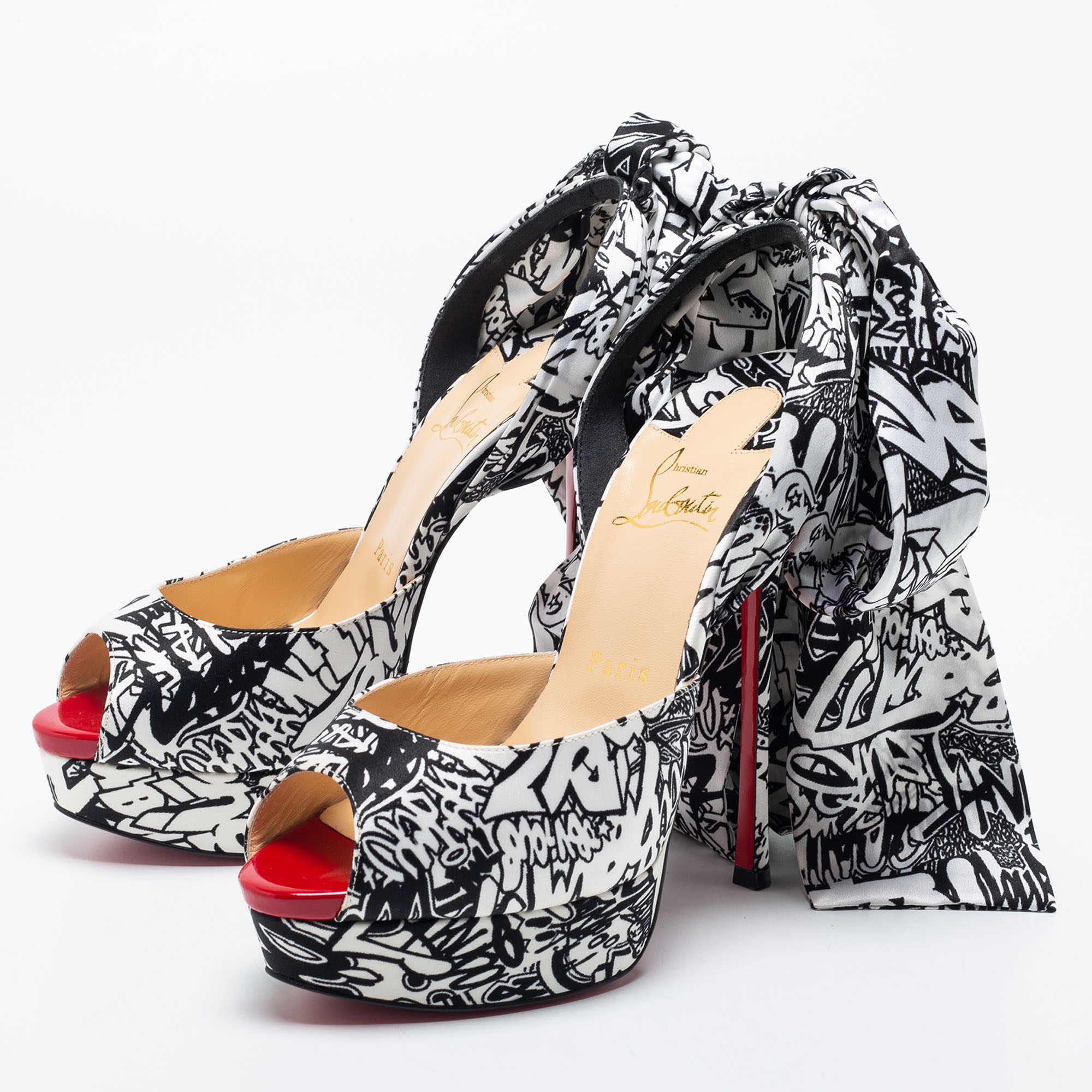 

Christian Louboutin White/Black Fabric Jersey Vamp Graffiti Peep Toe Platform Sandals Size