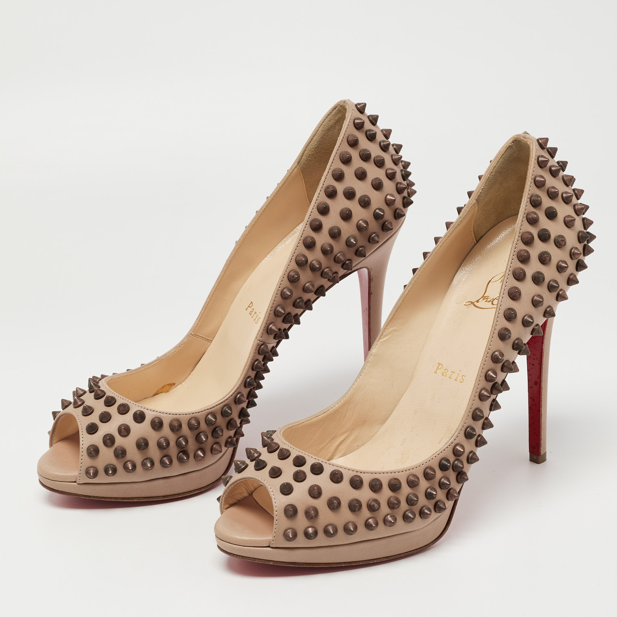 

Christian Louboutin Light Brown Leather Yolanda Spike Pumps Size