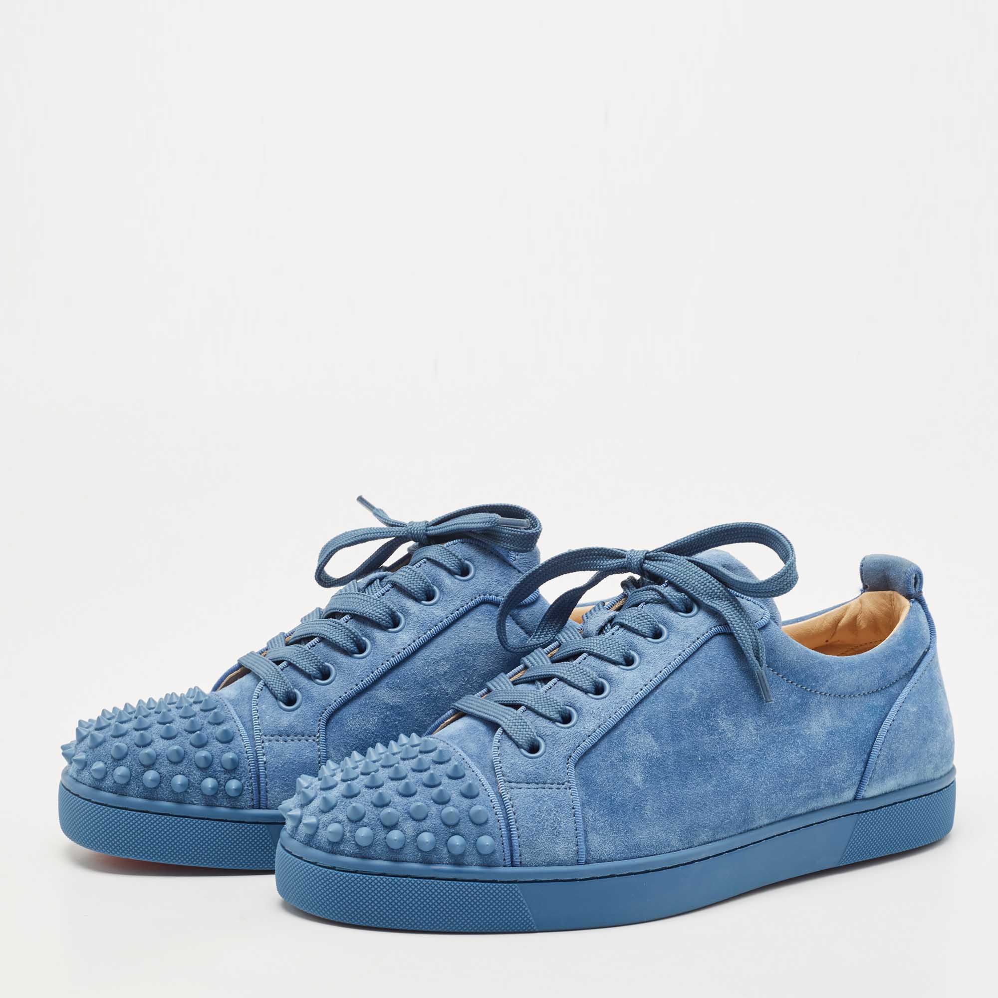 

Christian Louboutin Blue Suede Louis Junior Spikes Sneakers Size