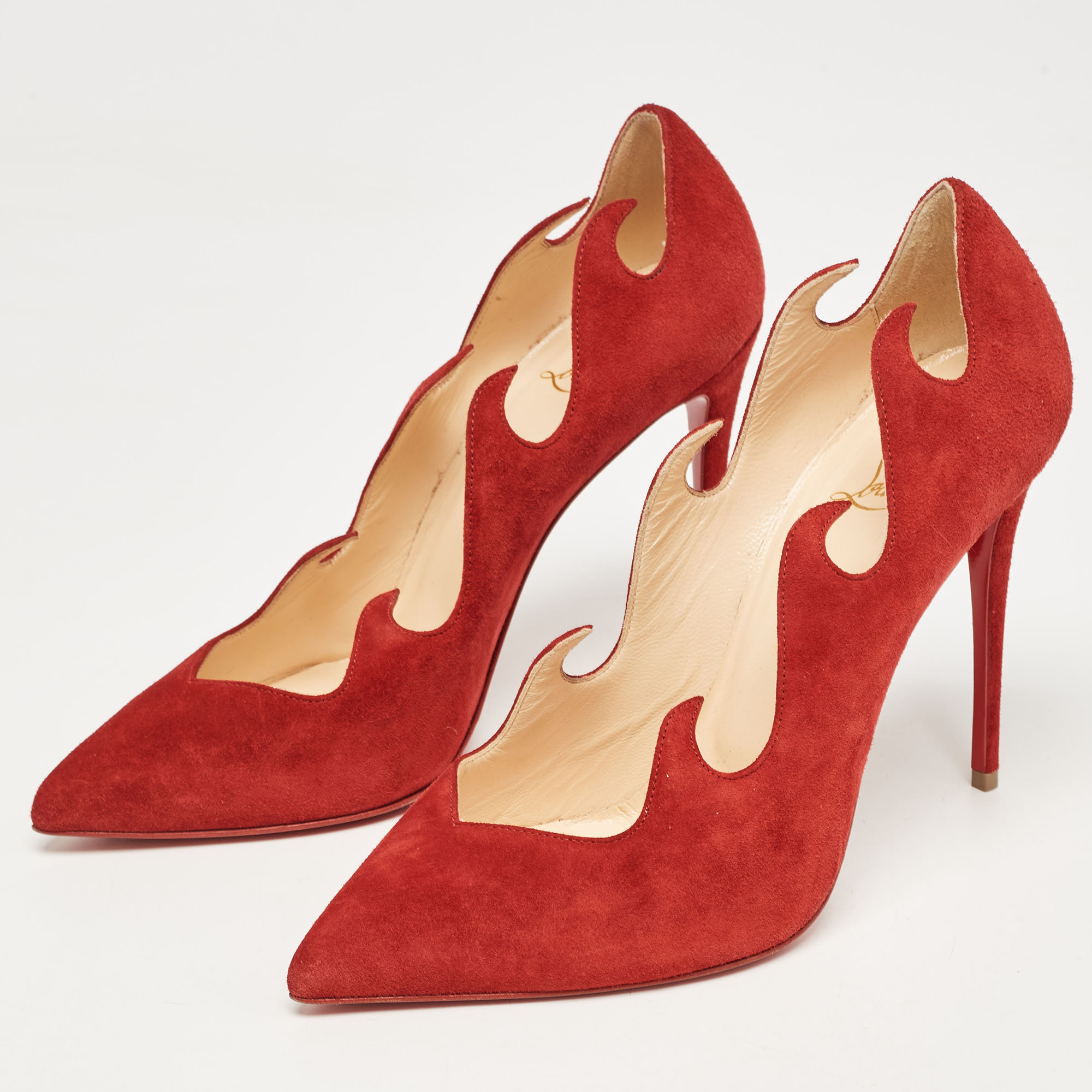 

Christian Louboutin Red Suede Olavague Flame Pumps Size