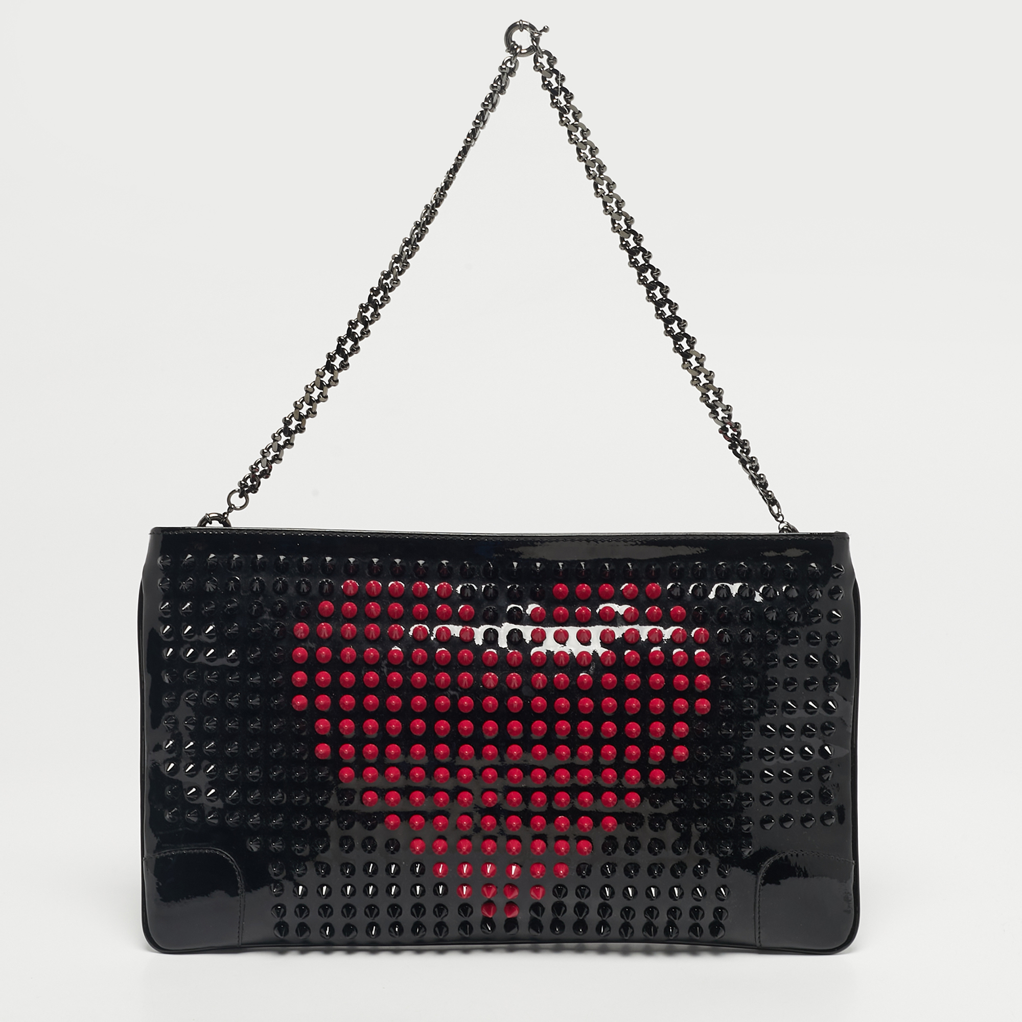 

Christian Louboutin Black/Red Patent Leather Loubiposh Valentine Spike Chain Clutch