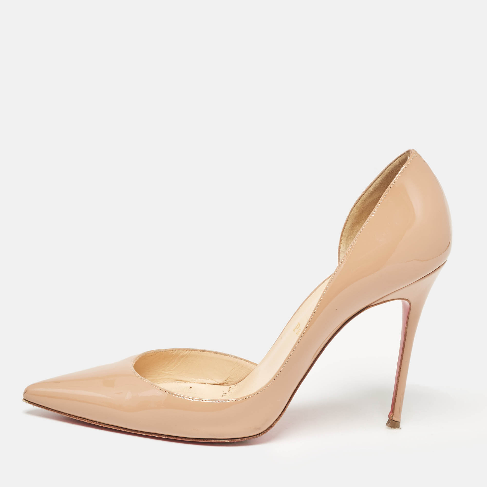 

Christian Louboutin Beige Patent Leather Iriza Pumps Size