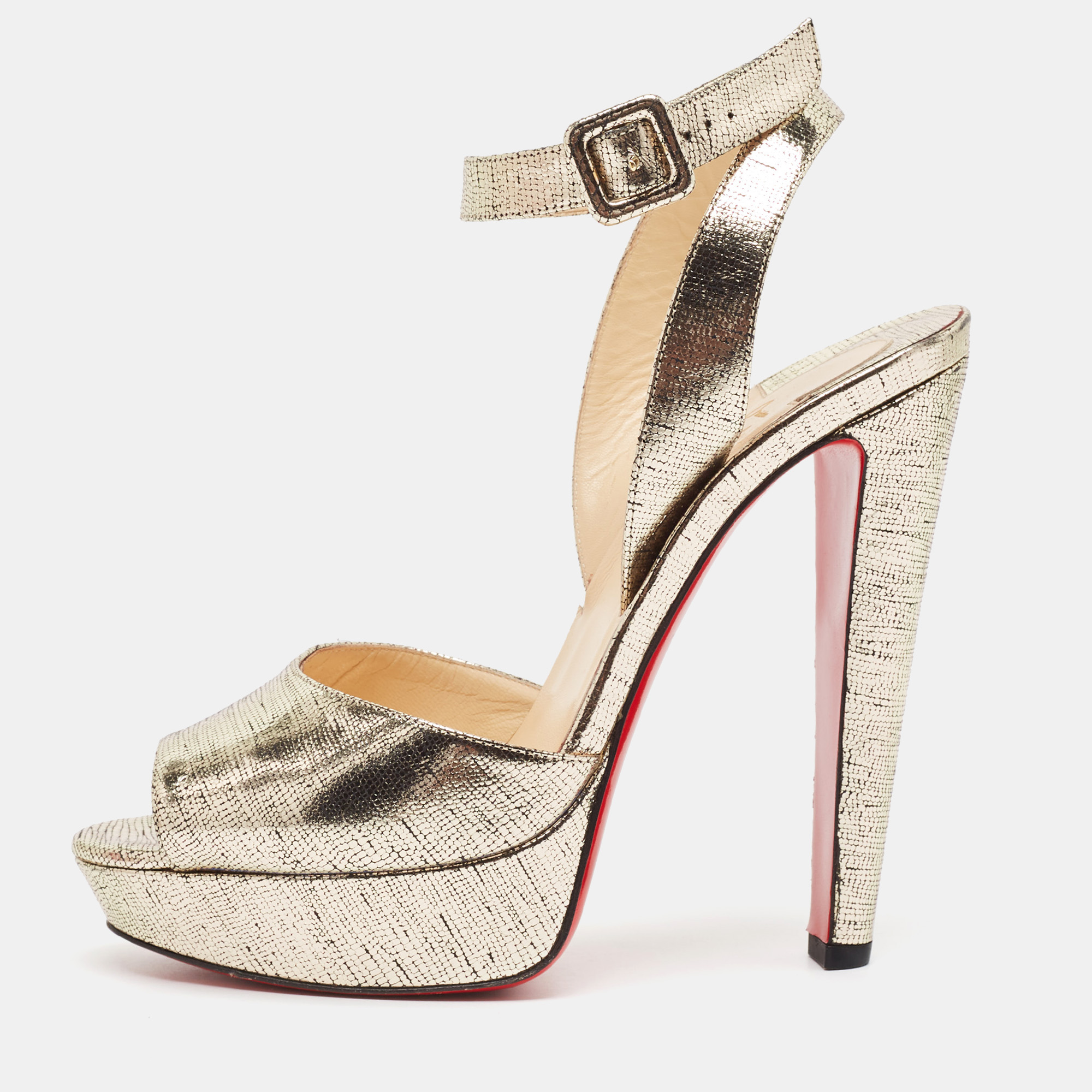 

Christian Louboutin Gold Textured Leather Louloudancing Sandals Size